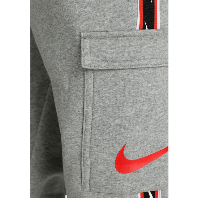 ✵ Nike Sportswear Jogginghose »B NSW REPEAT SW FLC CARGO PANT« online  ordern | Jelmoli-Versand