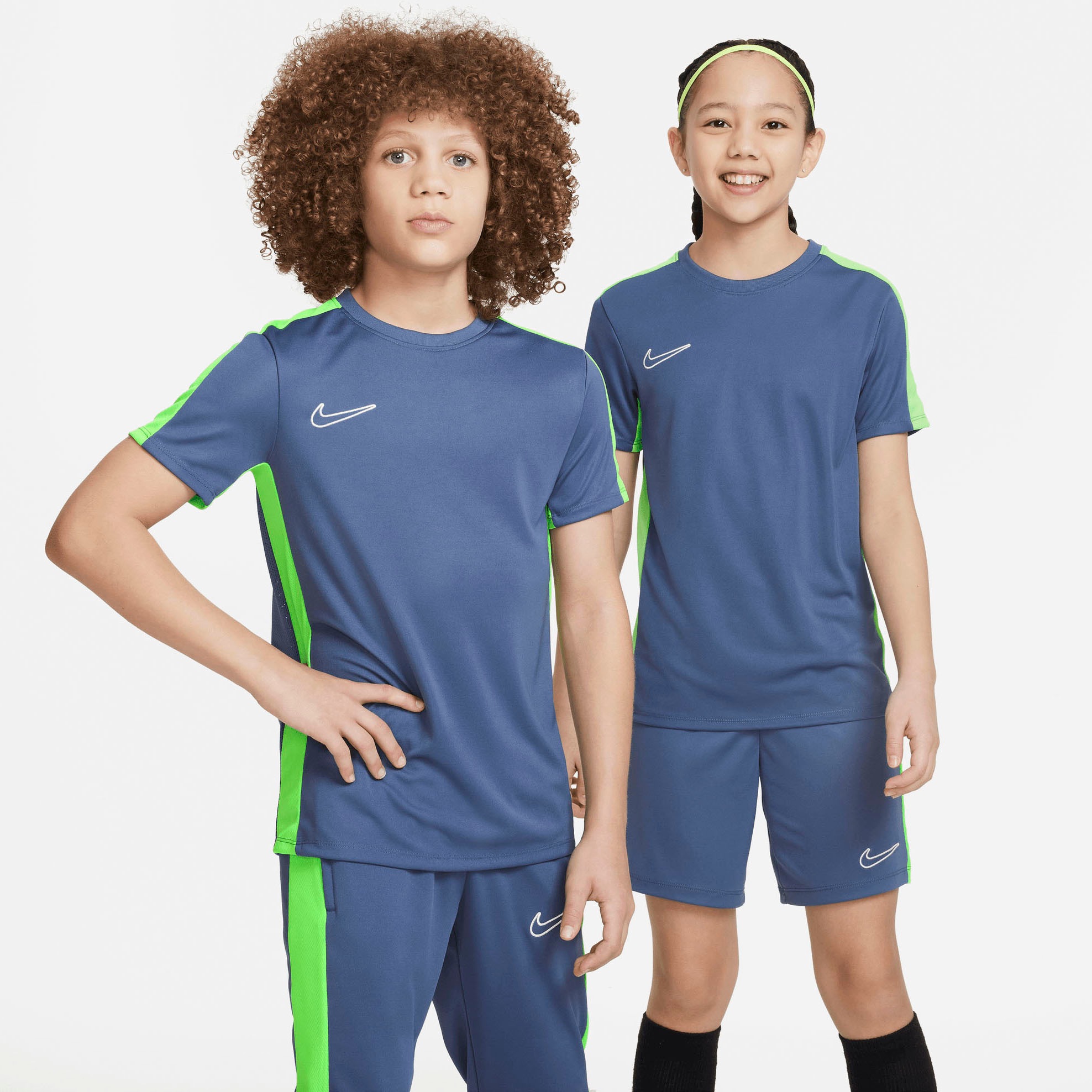 Nike Trainingsshirt »DRI-FIT ACADEMY KIDS' TOP« kaufen