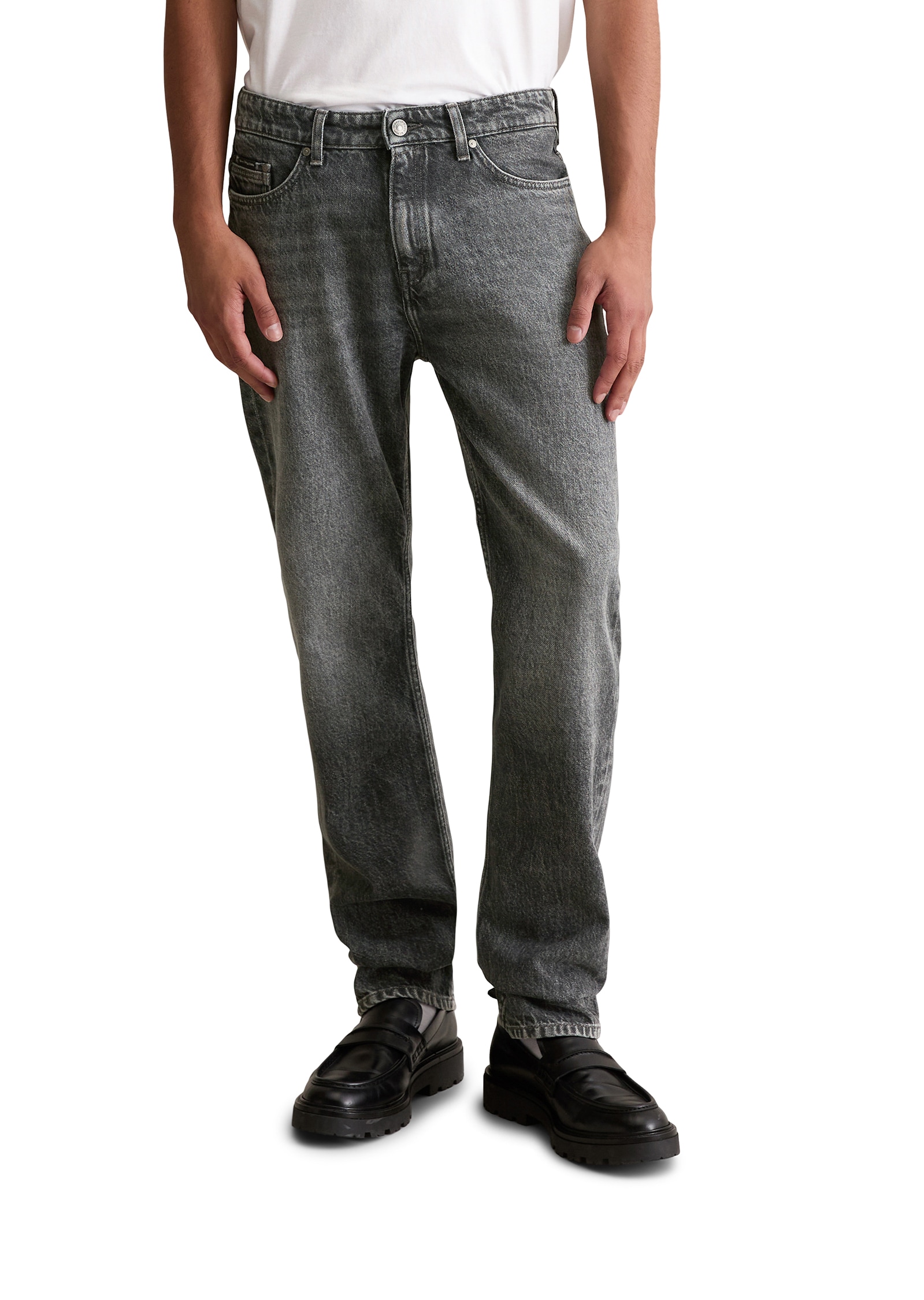 Marc O'Polo DENIM Straight-Jeans »Sverre« mit dezenter Waschung, gerades Bein, reine Baumwolle