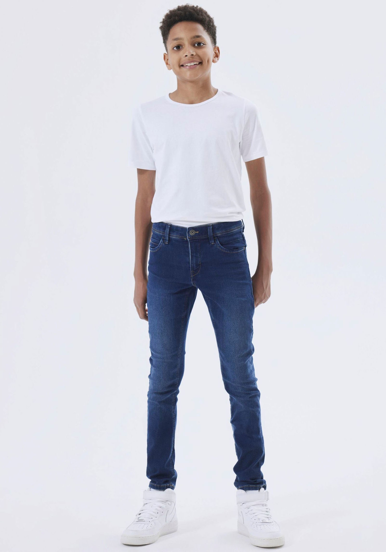 Name It Stretch-Jeans »NKMSILAS für Jungen mit verstellbarem Bund und schlanker Form« slim fit, Denim, Abriebeffekte, angesetztes Bündchen