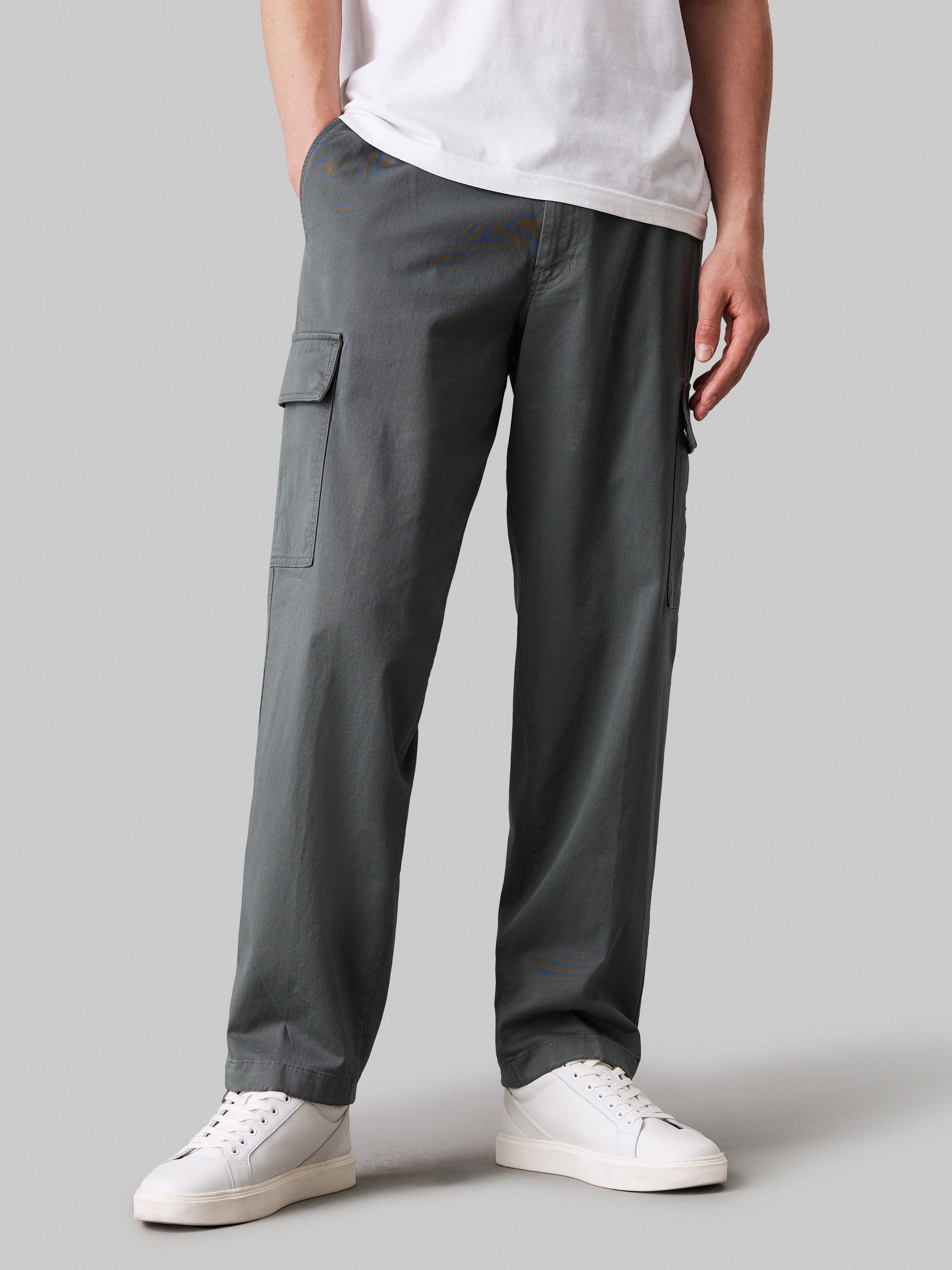 Calvin Klein Jeans Cargohose »REGULAR STRAIGHT CARGO« mit Logopatch