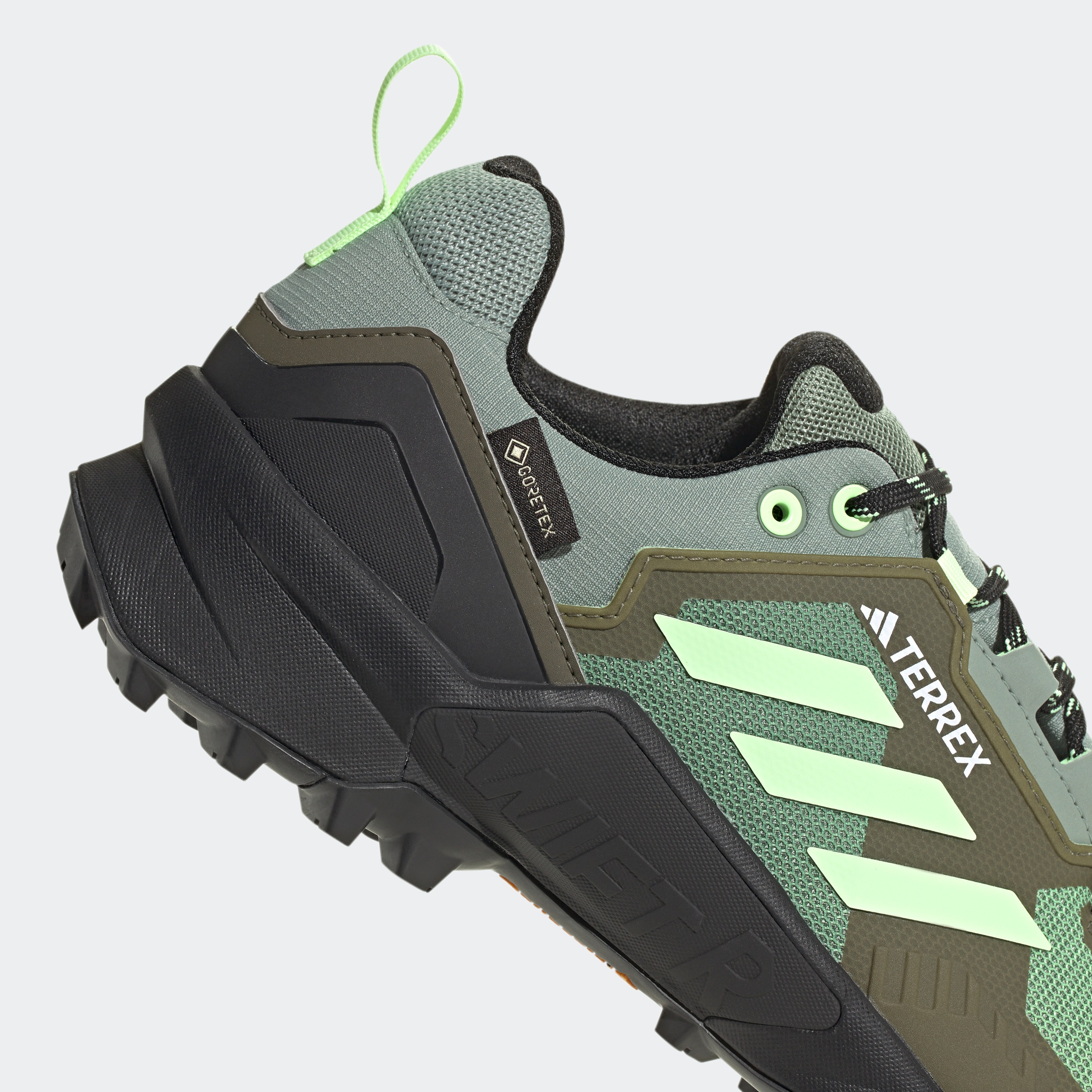 adidas TERREX Wanderschuh »TERREX SWIFT R3 GORE-TEX«, wasserdicht