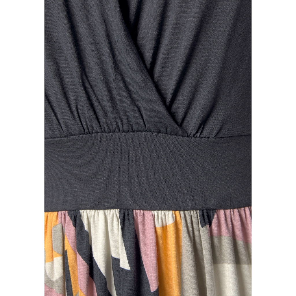 LASCANA Sommerkleid, mit Rückenausschnitt in Wickeloptik, elegantes Strandkleid