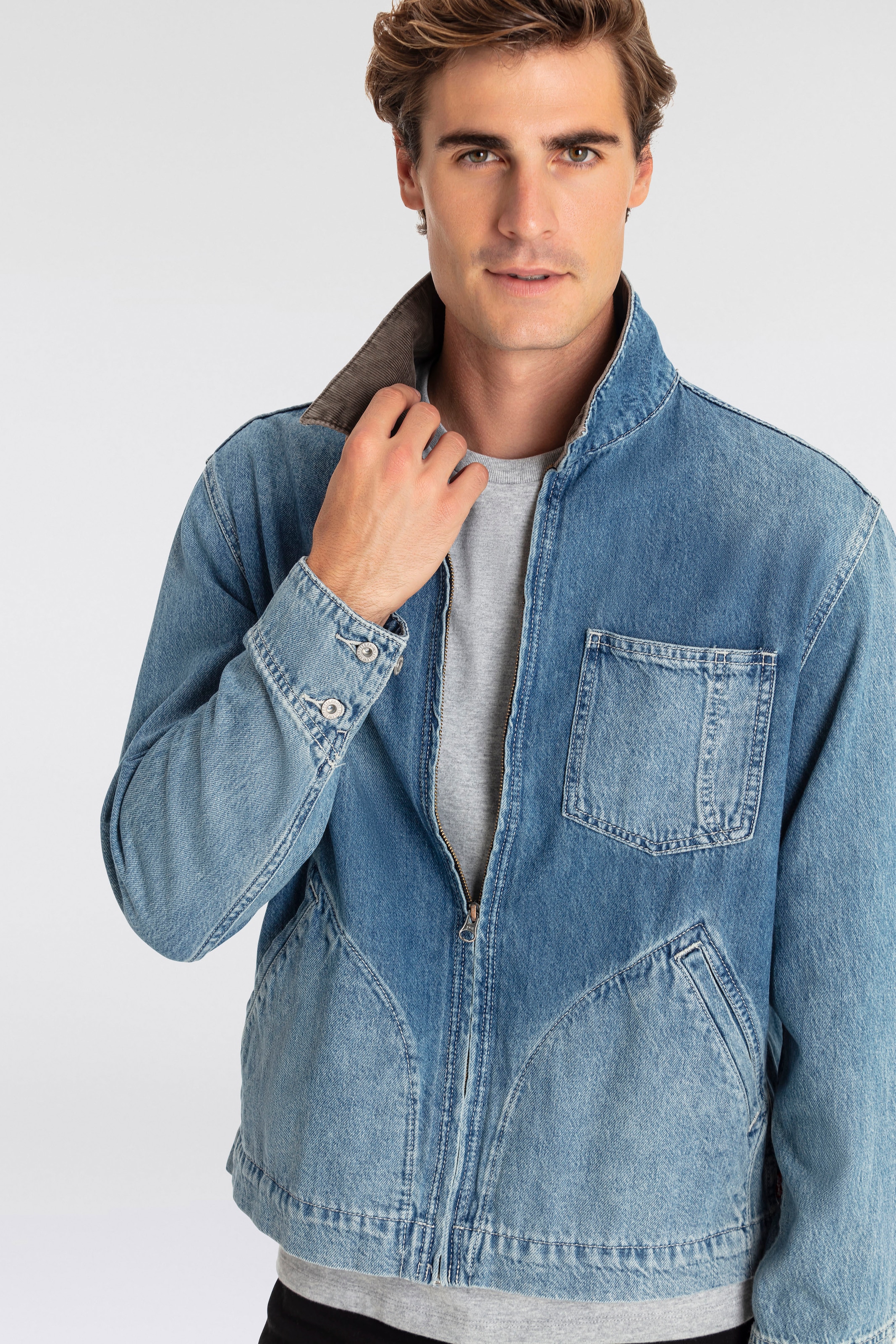 Levi's® Jeansjacke »FULL ZIP MECHANICS TRKR«, mit Zipper und Kragen mit Cordbesatz