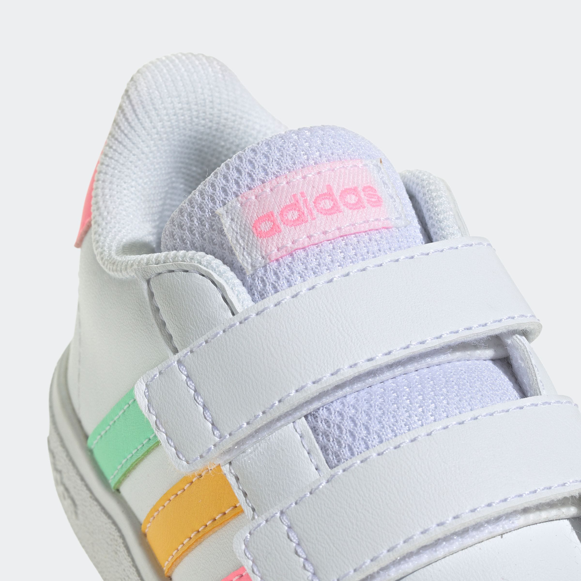 adidas Sportswear Sneaker »GRAND COURT LIFESTYLE HOOK AND LOOP«, für Kinder, Design auf den Spuren des adidas Superstar