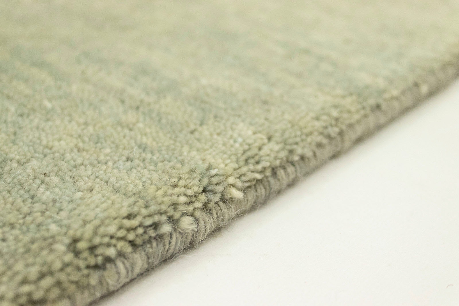 morgenland Wollteppich »Uni - Gabbeh Teppich - Softy«, rechteckig, 1,6 mm Höhe, Gabbeh Optik, Uni Farben, reine Wolle, sehr weicher Flor, Wohnzimmer