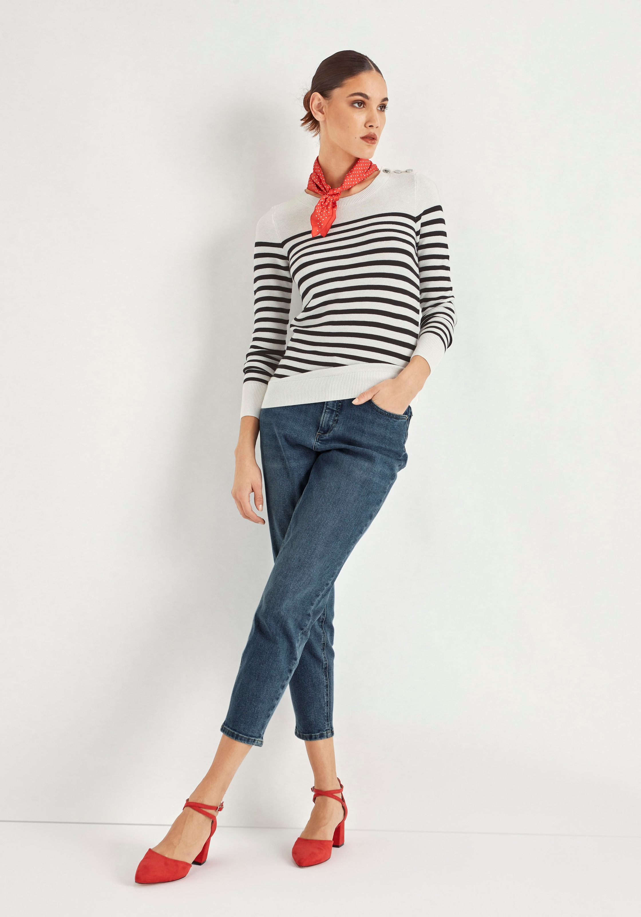 HECHTER PARIS Mom-Jeans, mit dezentem Used-Look