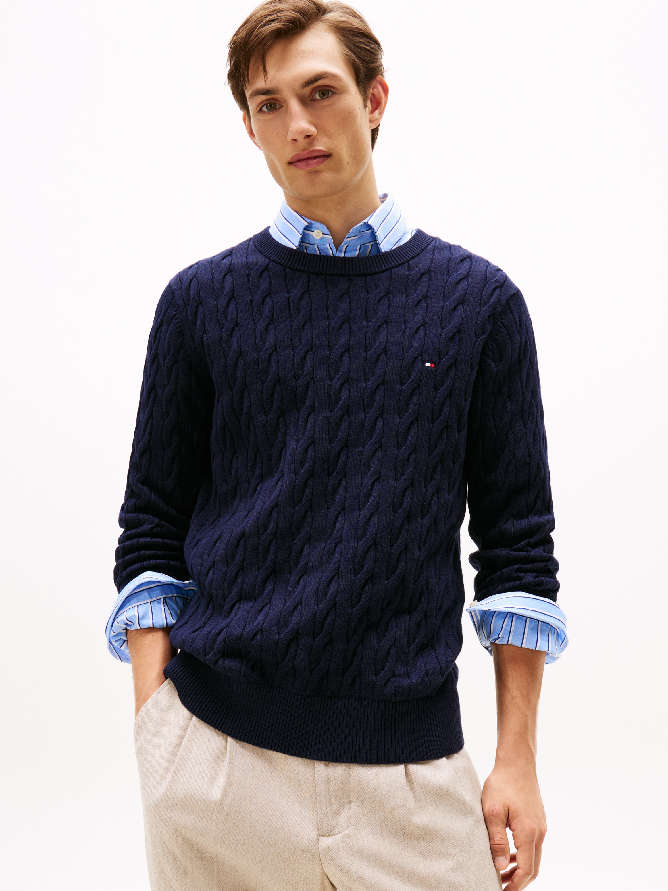 Tommy Hilfiger Strickpullover »CLASSIC CABLE CREW NECK mit Strukturstrick und Flaglabel«, unifarben, casual, regular fit, Baumwolle, Rundhals