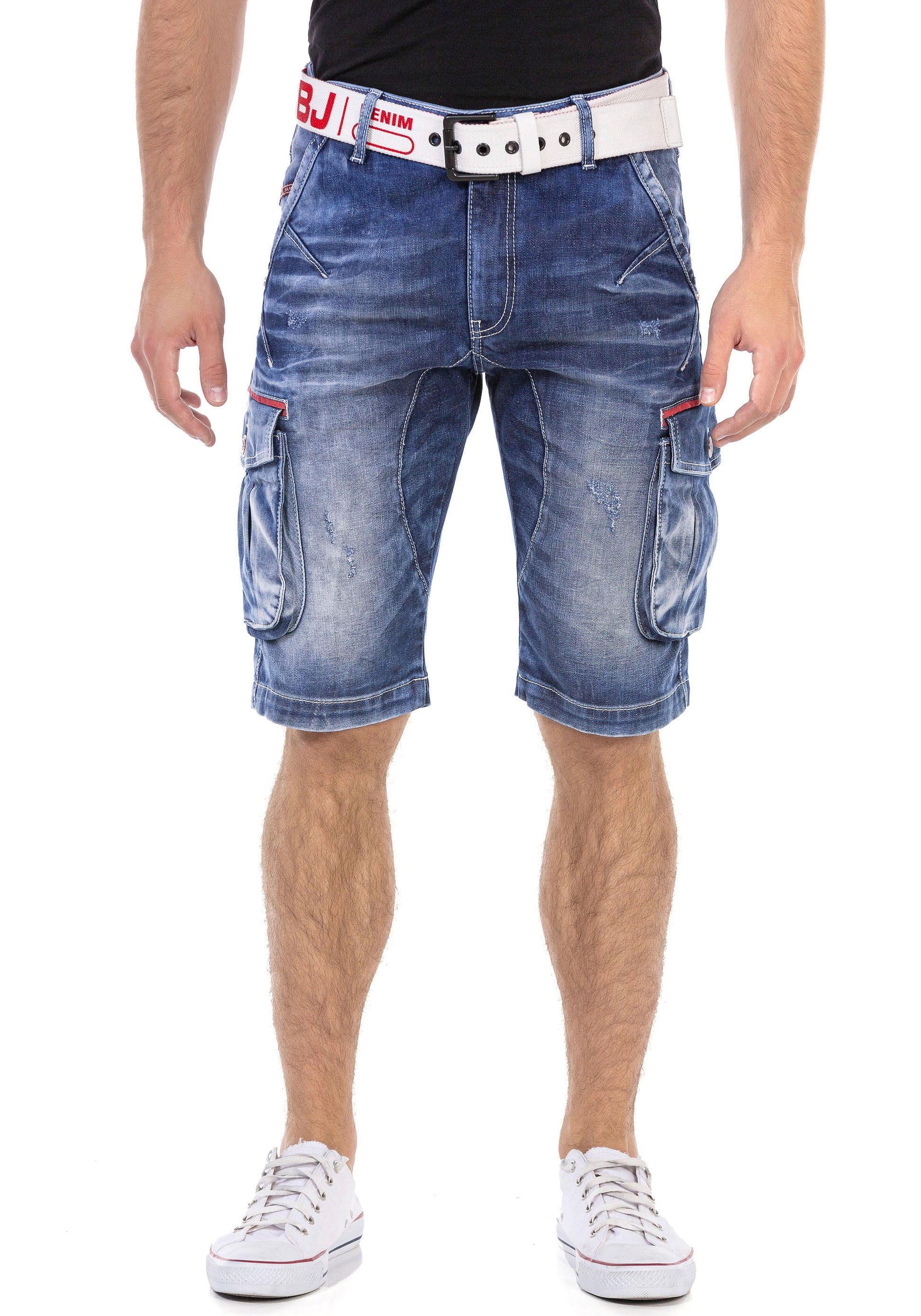 Cipo & Baxx Jeansshorts in Denim, mit Cargotaschen