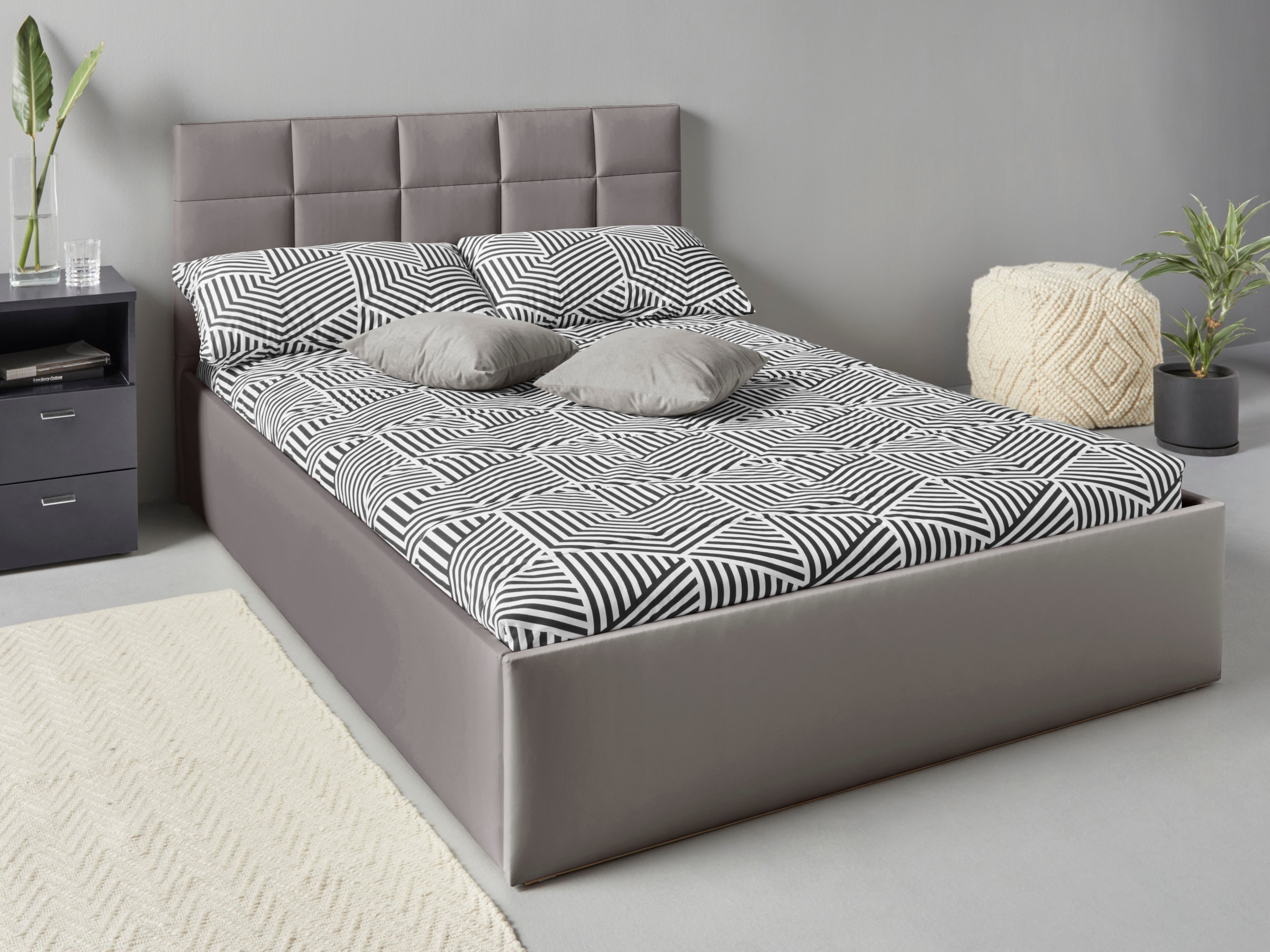 Westfalia Schlafkomfort Polsterbett inkl. Bettkasten bei Ausführung mit Matratze, in 2 Höhen