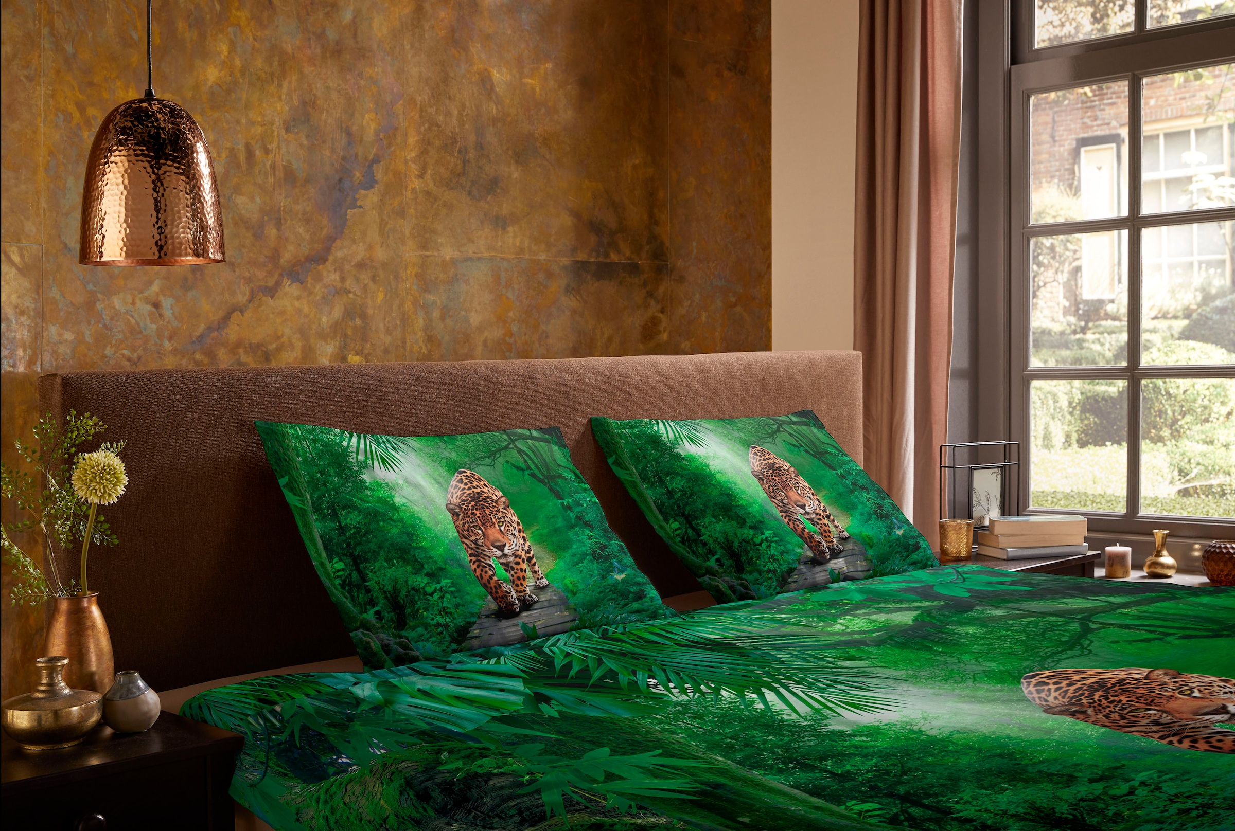 PURE luxury collection Wendebettwäsche »Amazone«, Mikrofaser, 135x200, Pflegeleicht, Reissverschluss, Wendeoptik, Leopard