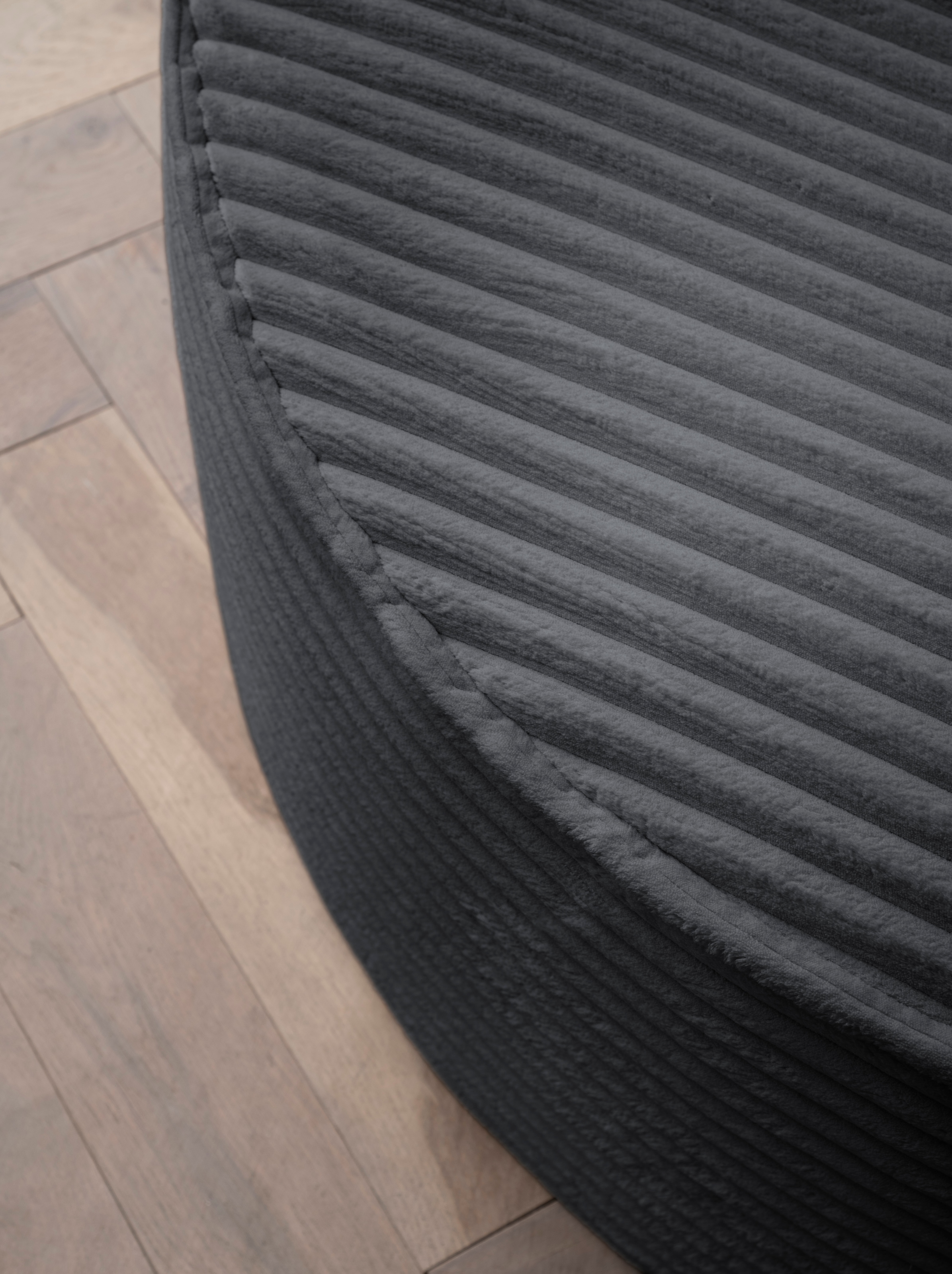 LeGer Home by Lena Gercke XXL-Sessel »ISALIE, Rundsessel mit Hocker, Lesesessel, Loveseat, Big-Sessel«, (Set), trendige Stoffe, mit 3 Zierkissen, grosse Sitzfläche