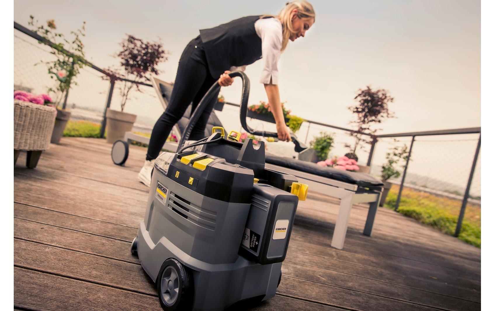 Kärcher Professional Nass-Trocken-Akkusauger »Puzzi 9/1 Bp«