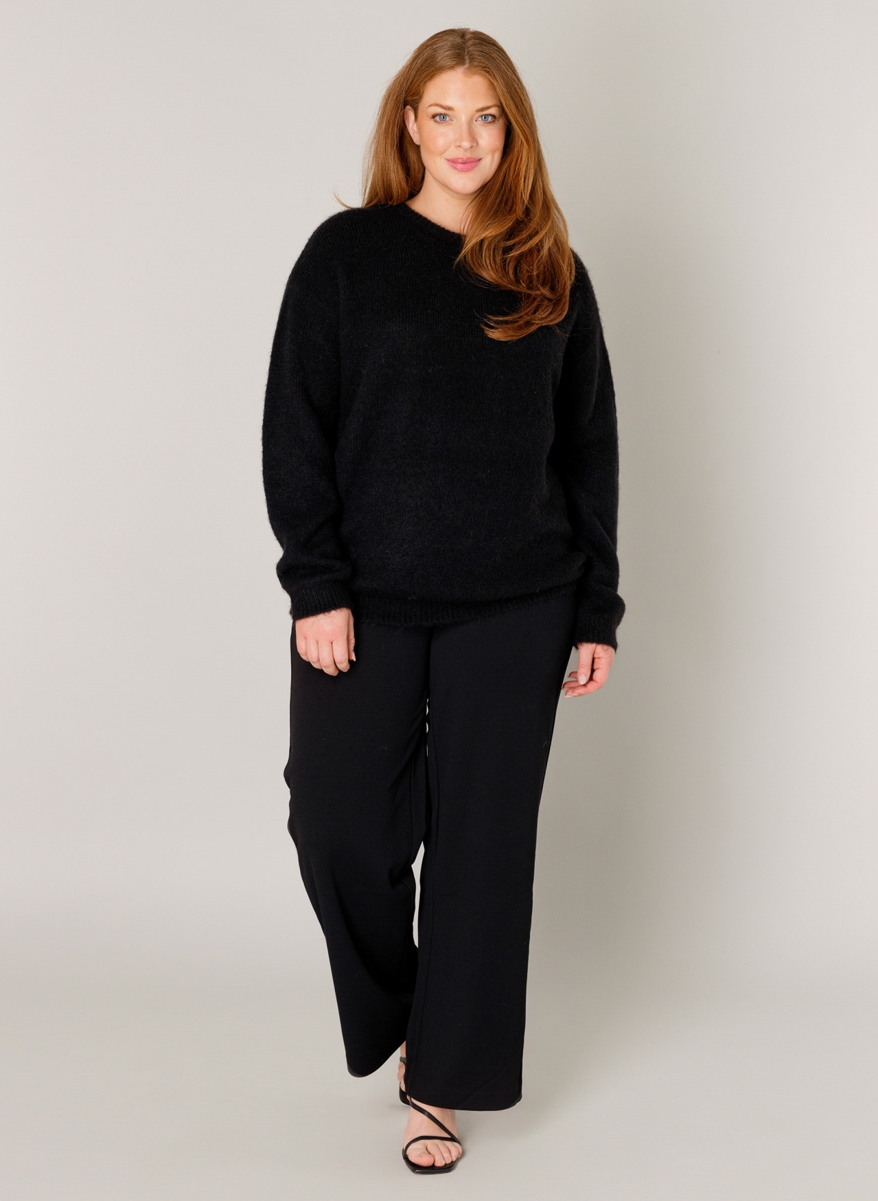 Base Level Curvy Strickpullover »Yanara«, mit Wolle und Elasthan