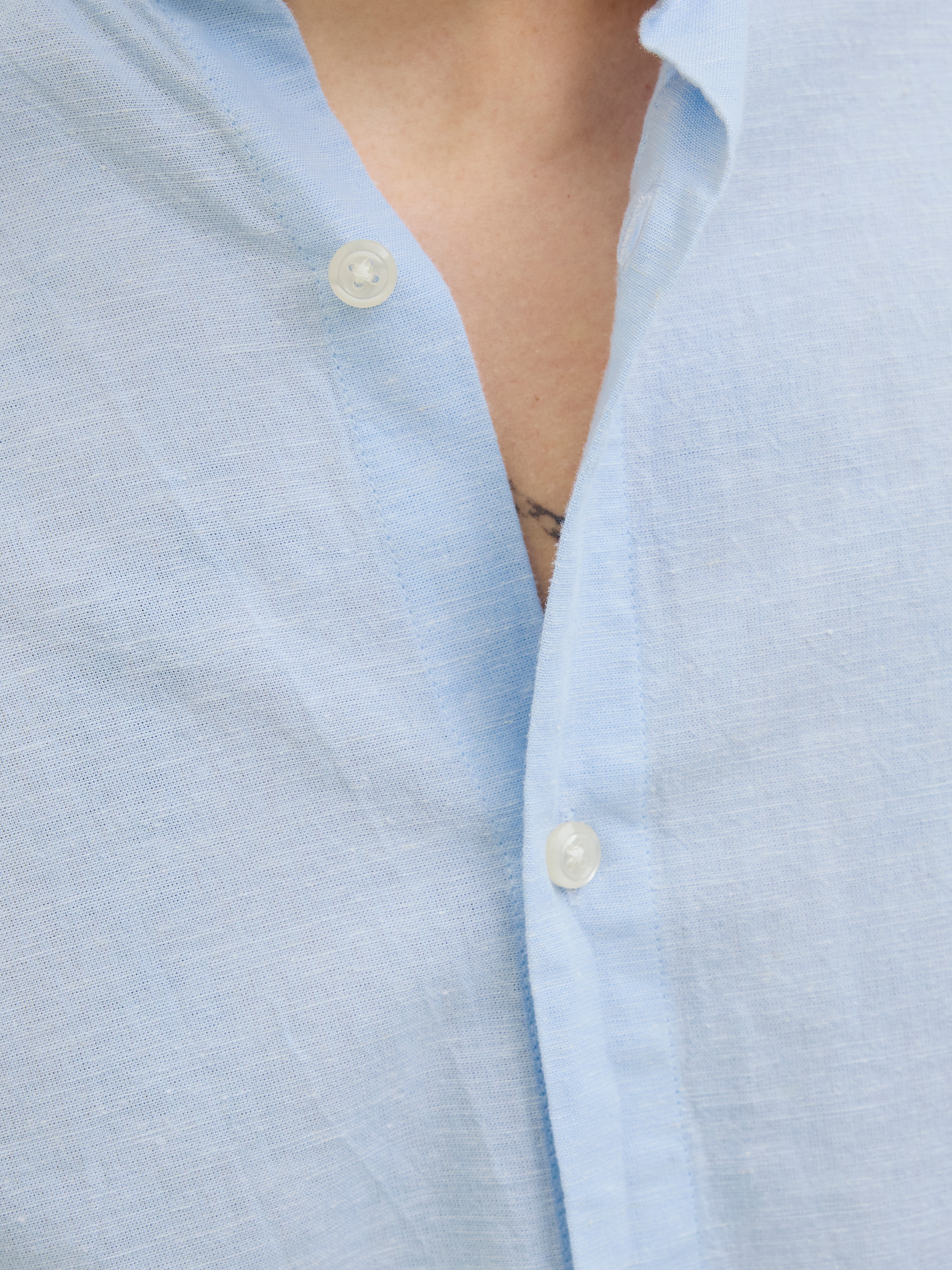 Jack & Jones Langarmhemd »JJEBREEZE BAND SHIRT LS SN«, mit Bandkragen
