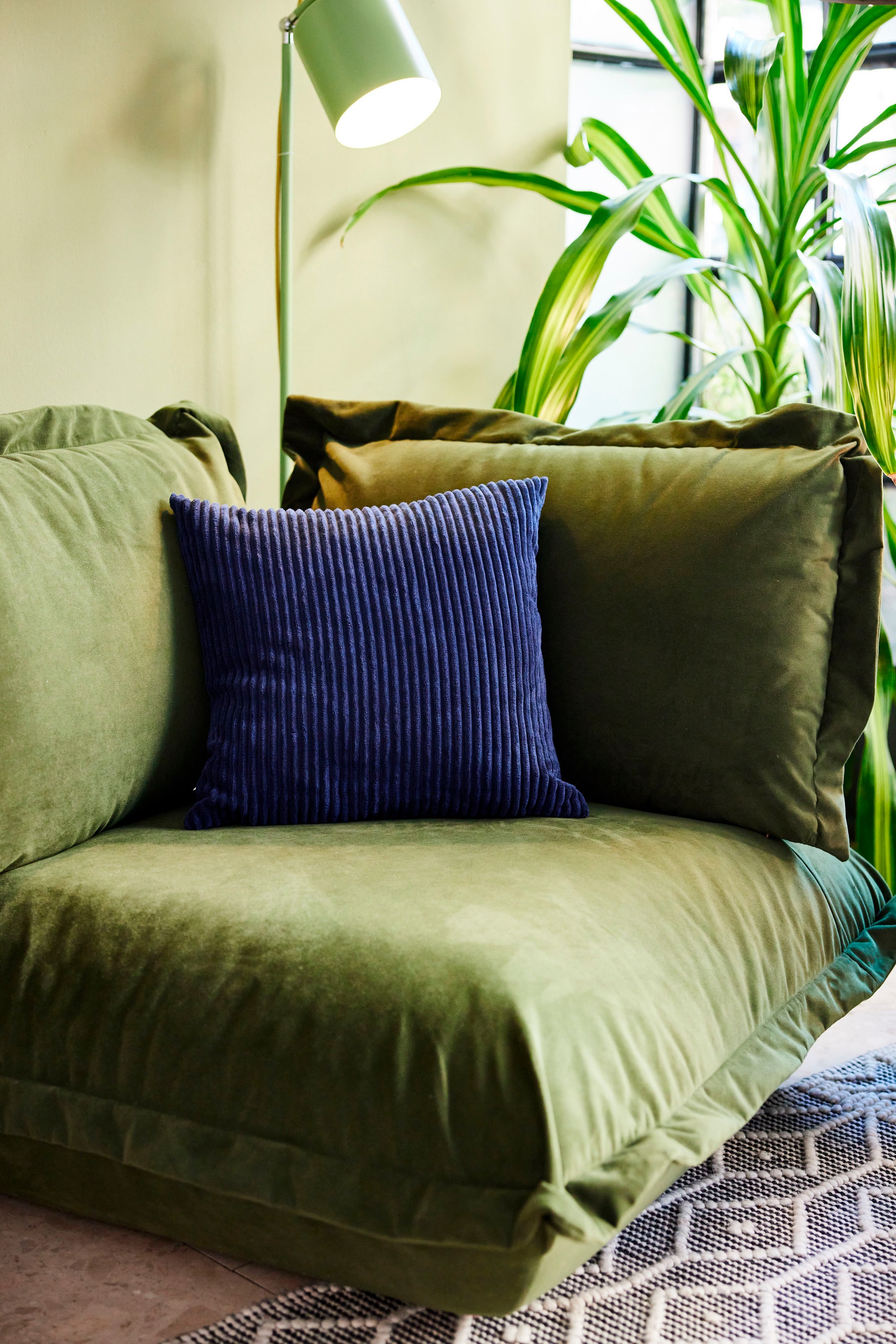 TOM TAILOR HOME Dekokissen »Big Corduroy«, mit effektvollem Reissverschluss, Kissenhülle ohne Füllung, 1 Stück