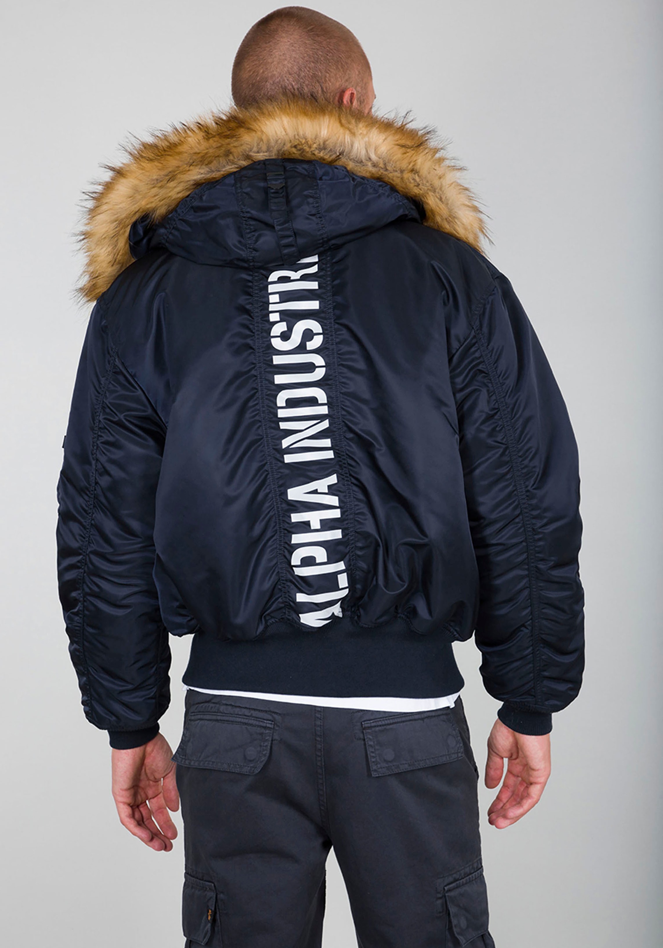 Image of Ackermann - Alpha Industries Bomberjacke »45 Hooded Custom« einkaufen bei Ackermann Versand Schweiz