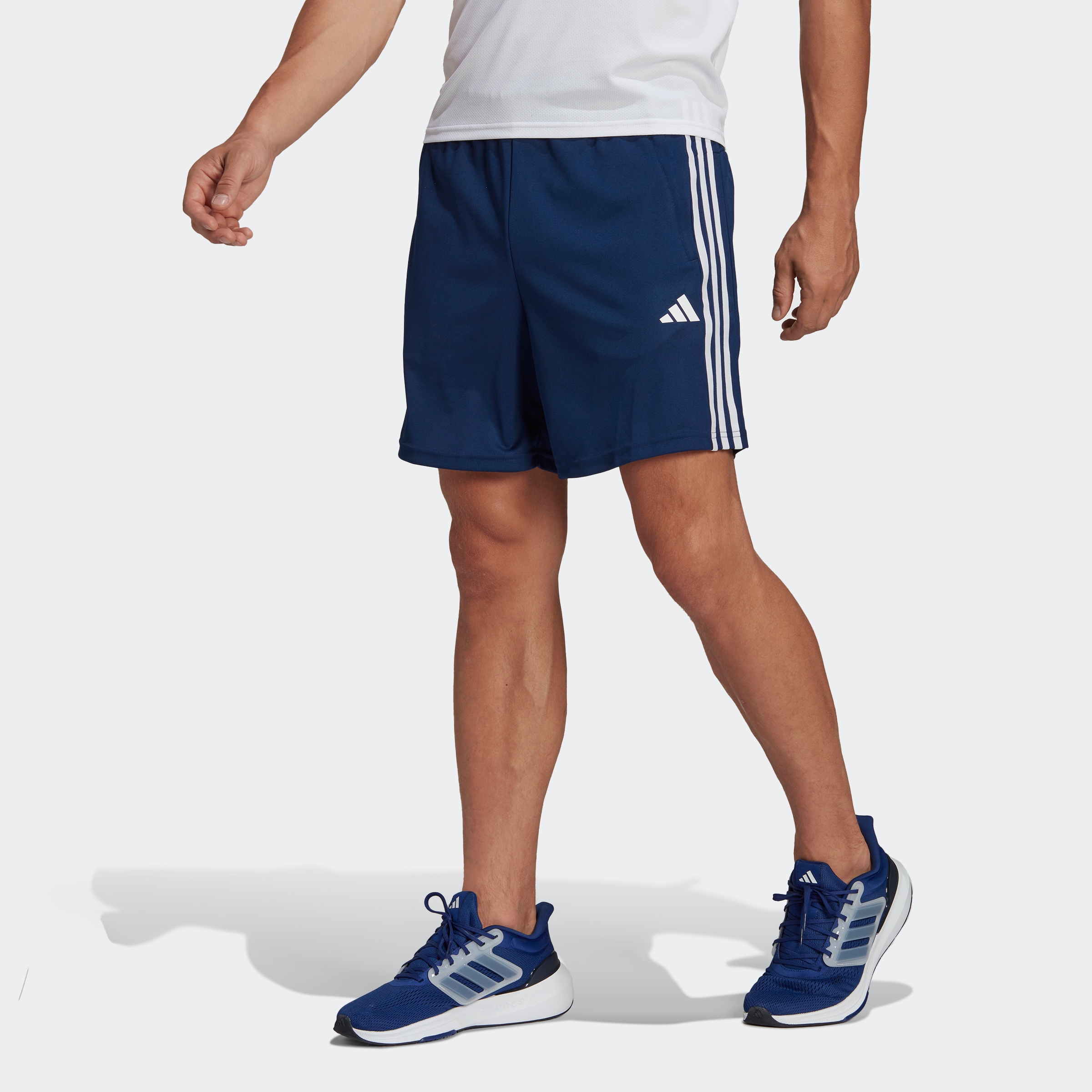 adidas Performance Shorts »TRAIN ESSENTIALS PIQUÉ 3STREIFEN TRAININGSSHORTS«, (1 tlg.)