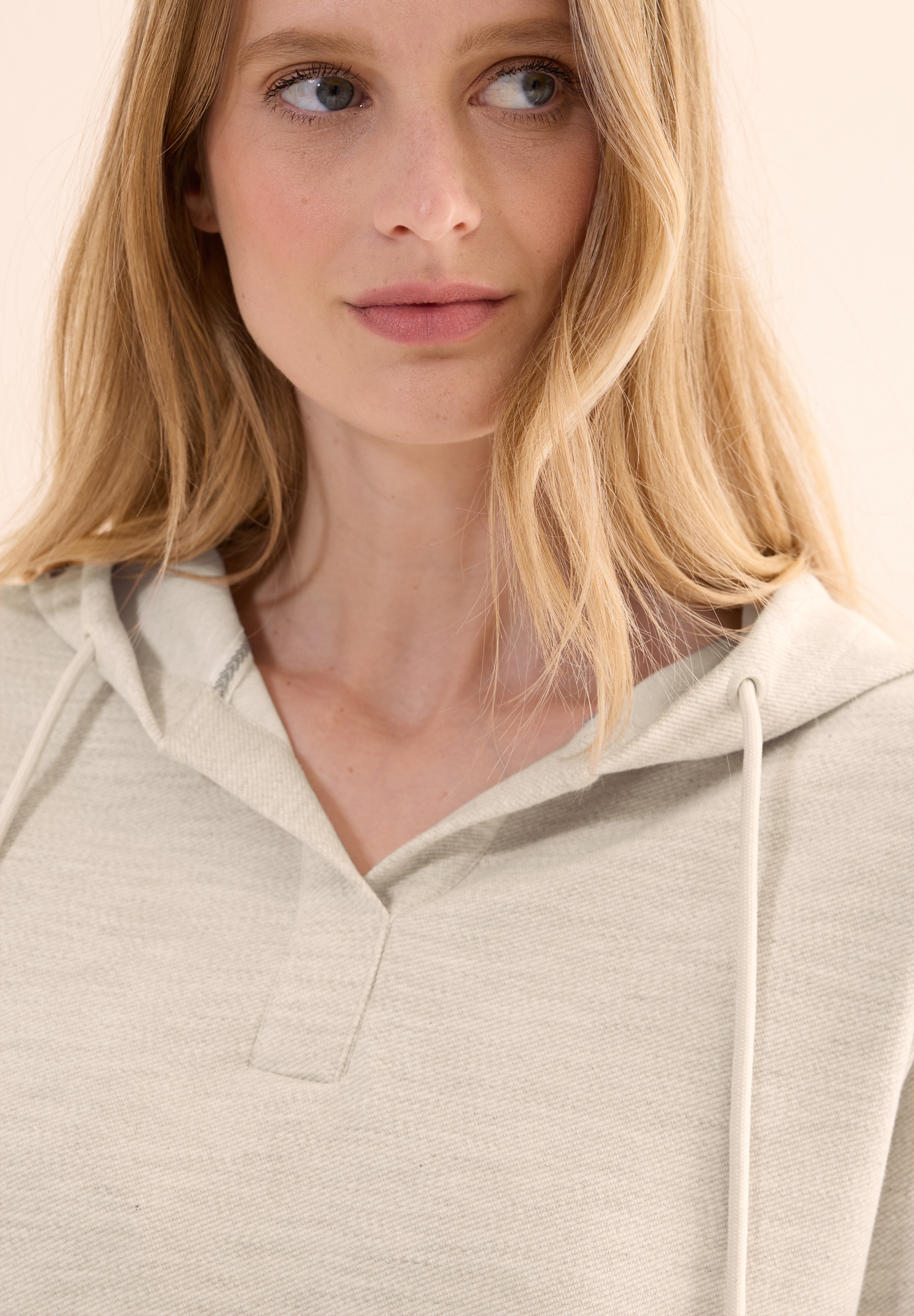 Cecil Kapuzensweatshirt, kurzarm