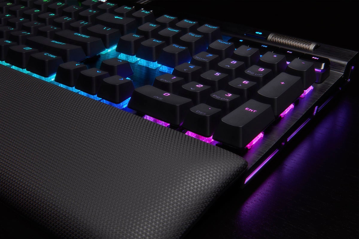 Corsair Gaming-Tastatur »Corsair K100 RGB«, (Handgelenkauflage-Multimedia-Tasten-programmierbare G-Tasten)