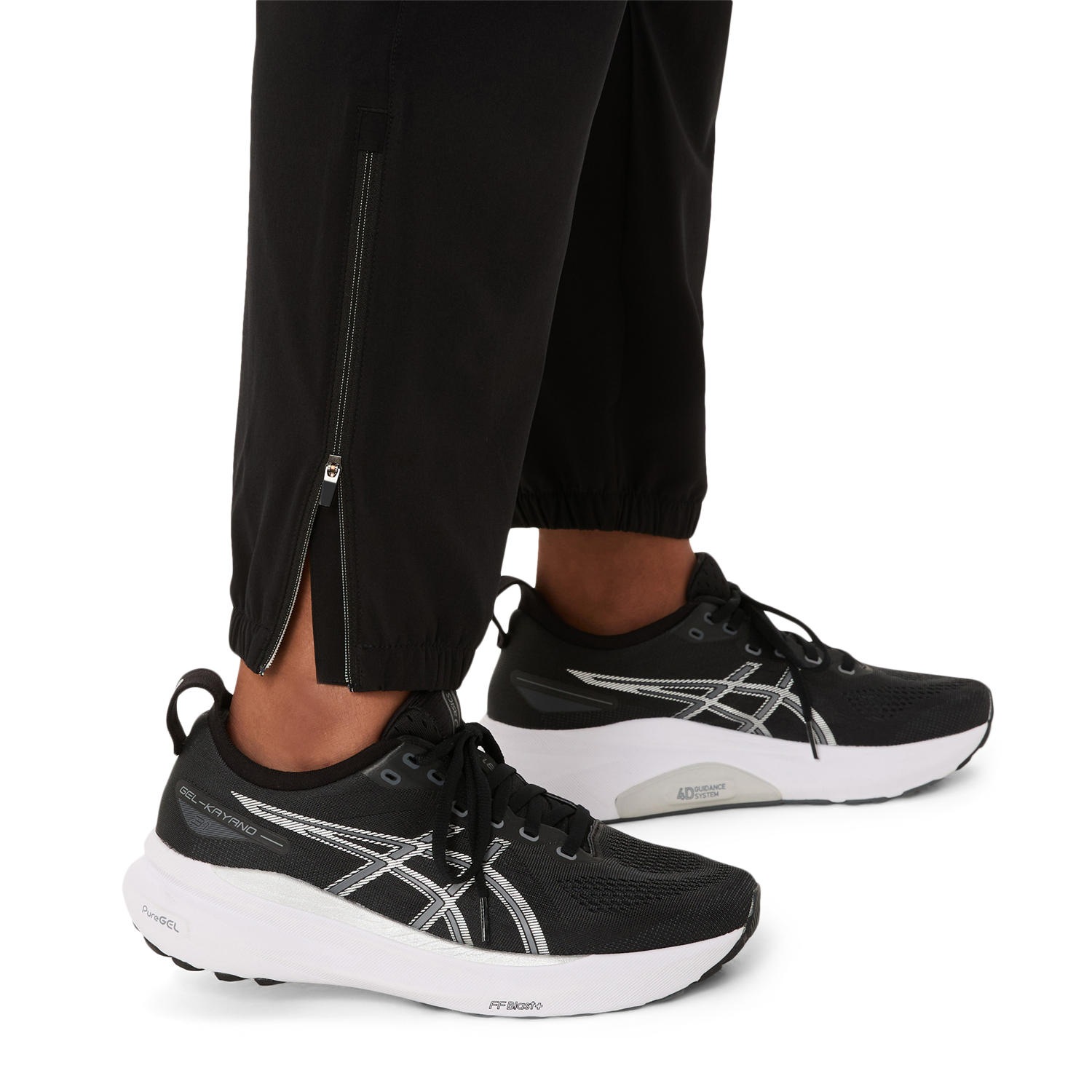 Asics Laufhose »ASICS CORE WOVEN PANT«