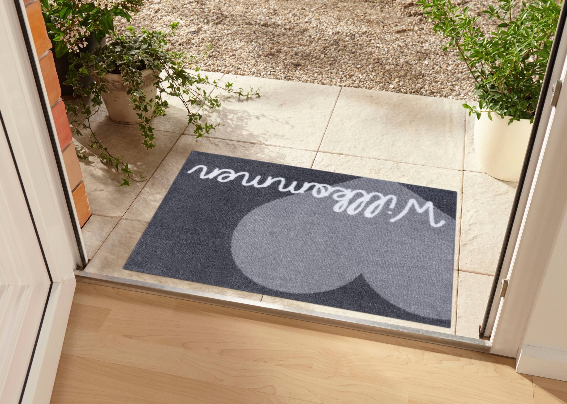 HANSE Home Fussmatte »Willkommen Herz, Türmatte«, rechteckig, 7 mm Höhe, Herz Motiv, mit Spruch, Schrift, Robust, Rutschhemend, Waschbar