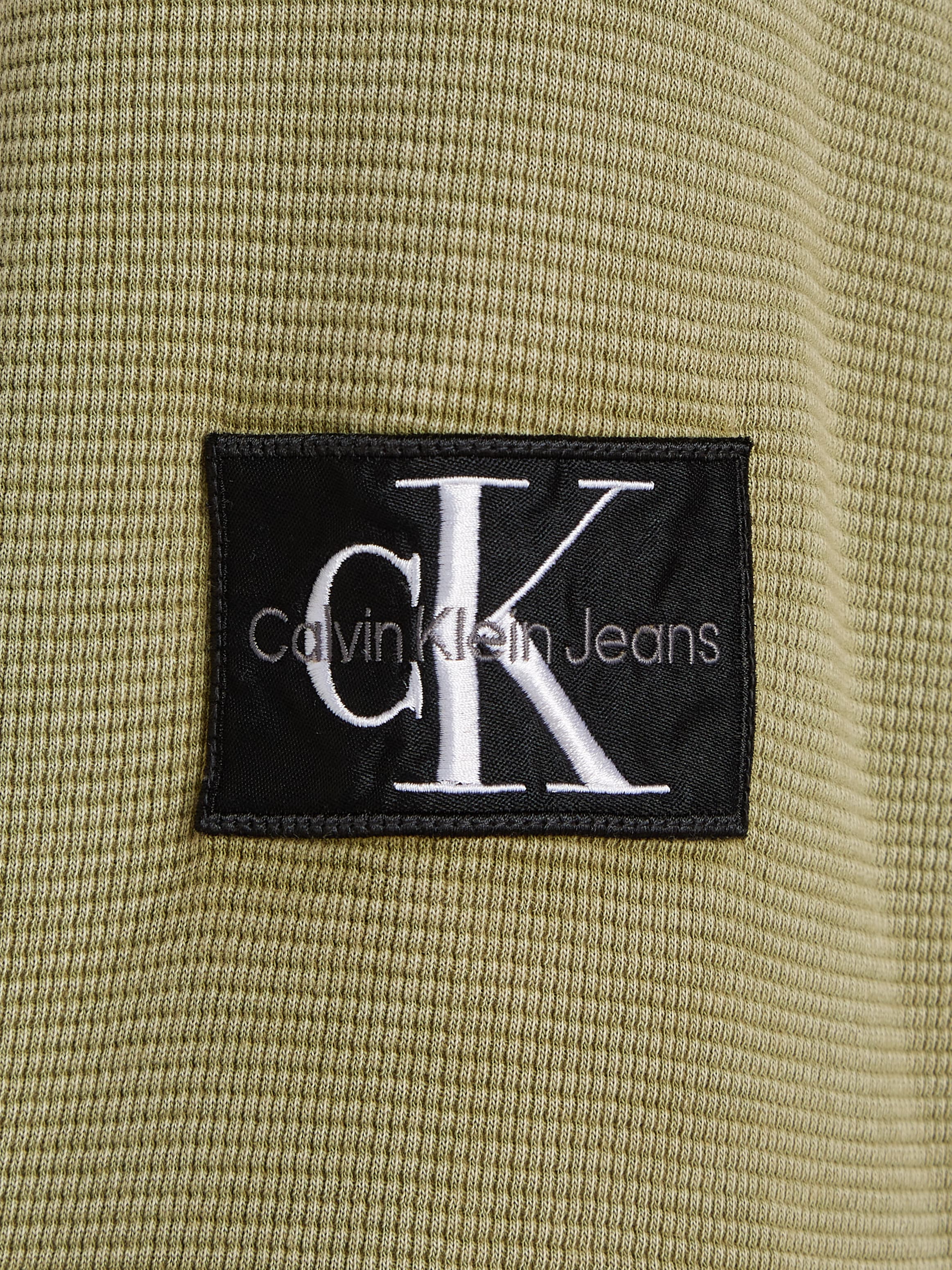 Calvin Klein Jeans Langarmshirt »WASHED BADGE WAFFLE LS TEE«, mit Logopatch