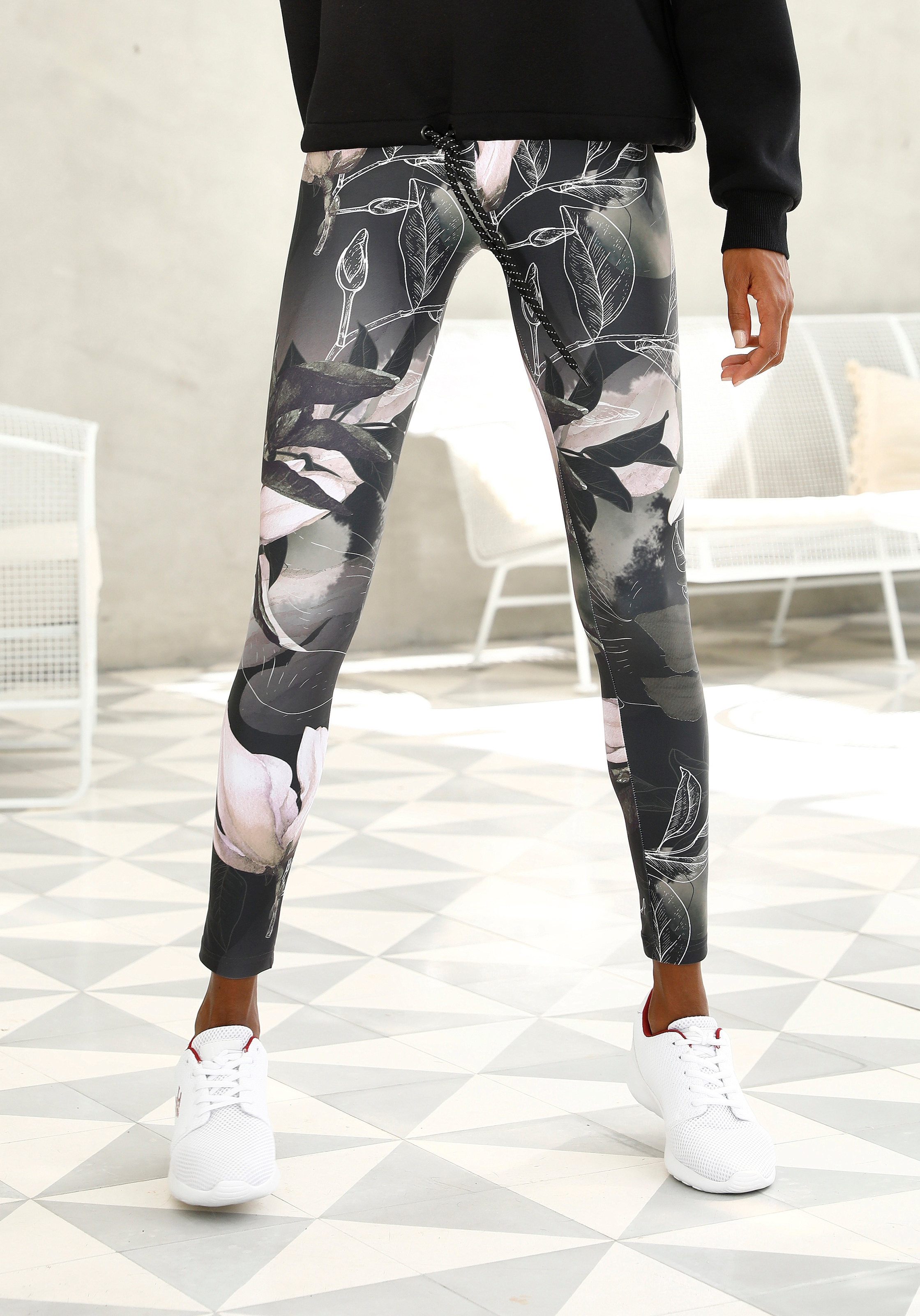 LASCANA ACTIVE Leggings »Tropical«, mit abstraktem Blumenprint, Loungewear  online bestellen bei Jelmoli-Versand Schweiz