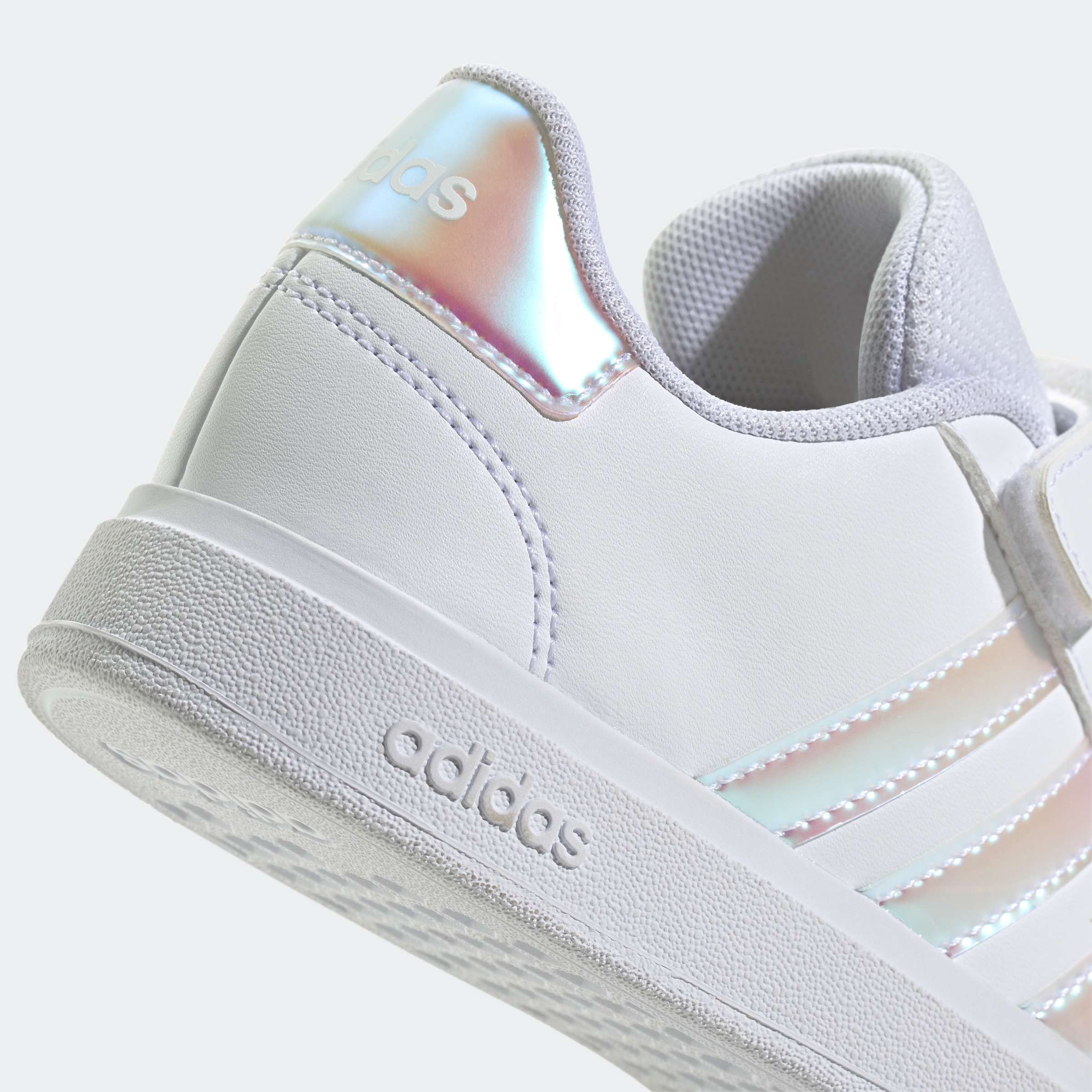 adidas Sportswear Klettschuh »GRAND COURT 2.0 KIDS«, Design auf den Spuren des adidas Superstar