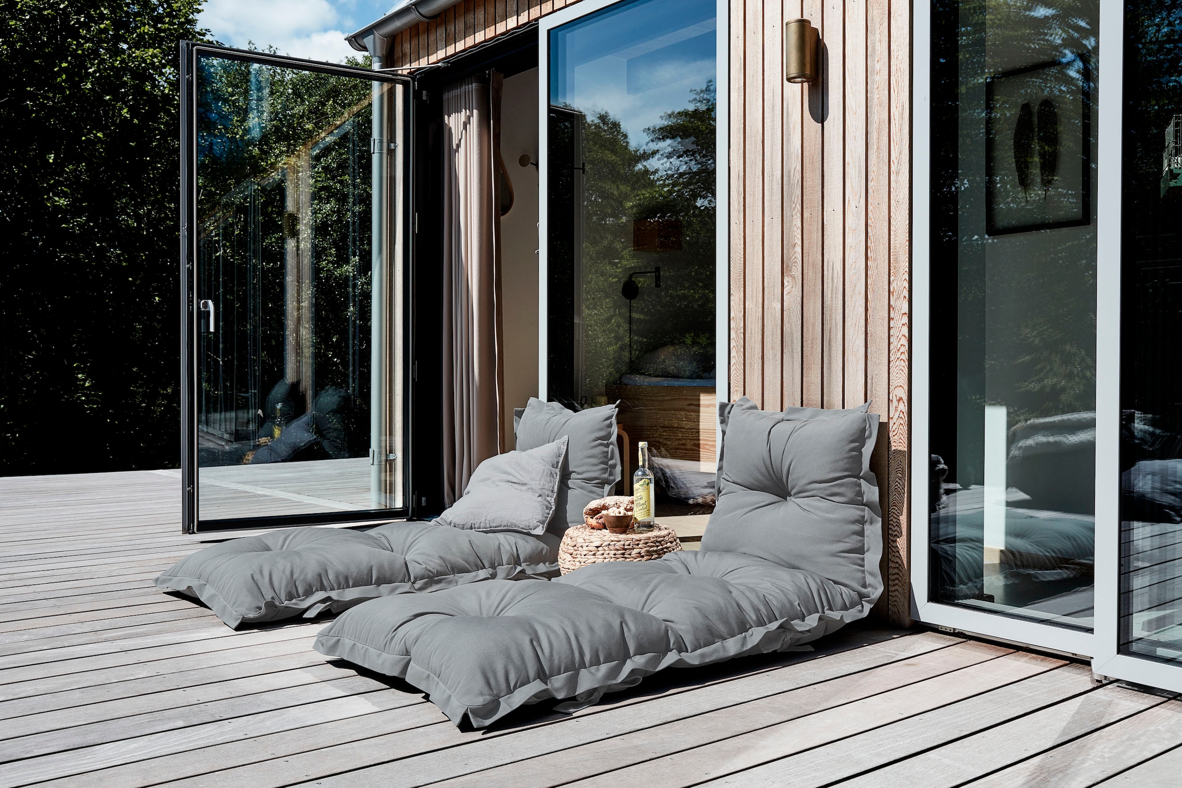 Karup Design Gartensessel "SIT & SLEEP out™, Loungesessel, Sonnenliege, in Schlafplatz wandelbar" Liegefläche 80x200 cm, Outdoor geeignet, Schmutz- und Wasserabweisend, Made in Europe