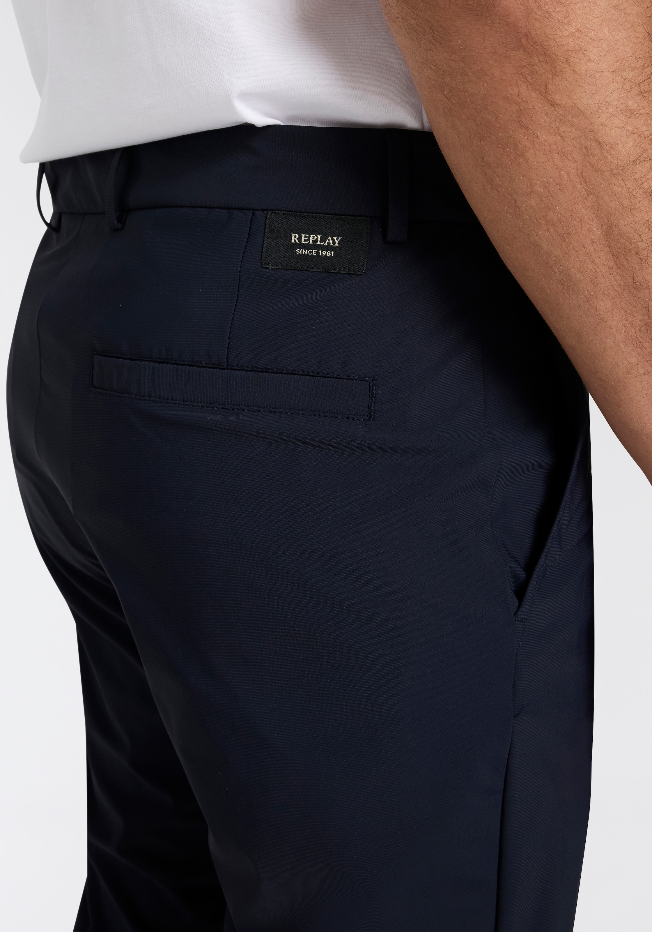 Replay Chinohose, mit Markenlabel