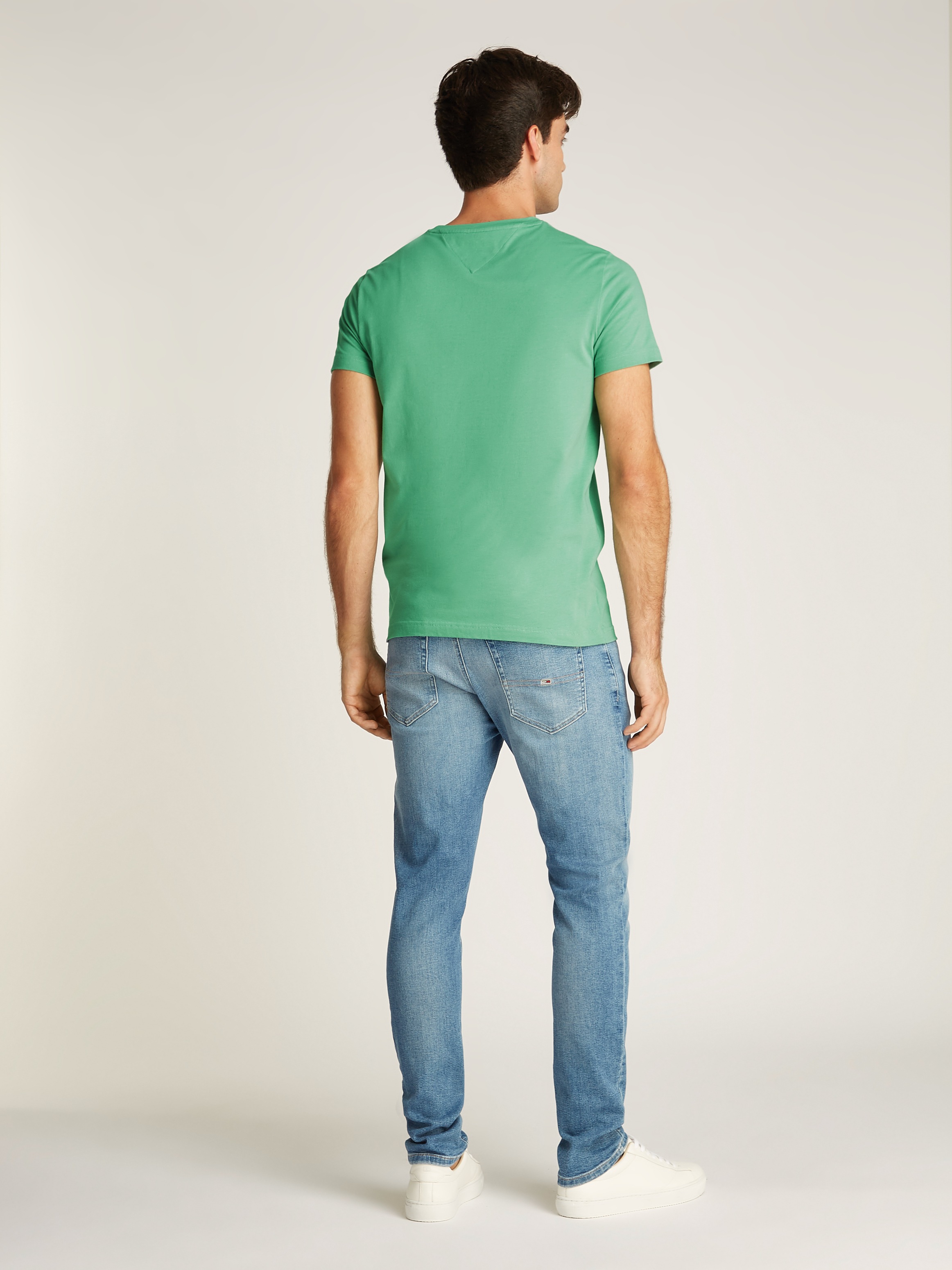 Tommy Hilfiger T-Shirt »STRETCH SLIM FIT TEE mit Rundhals und Logostickerei«, unifarben, casual, slim fit, Baumwollmix, Rundhals