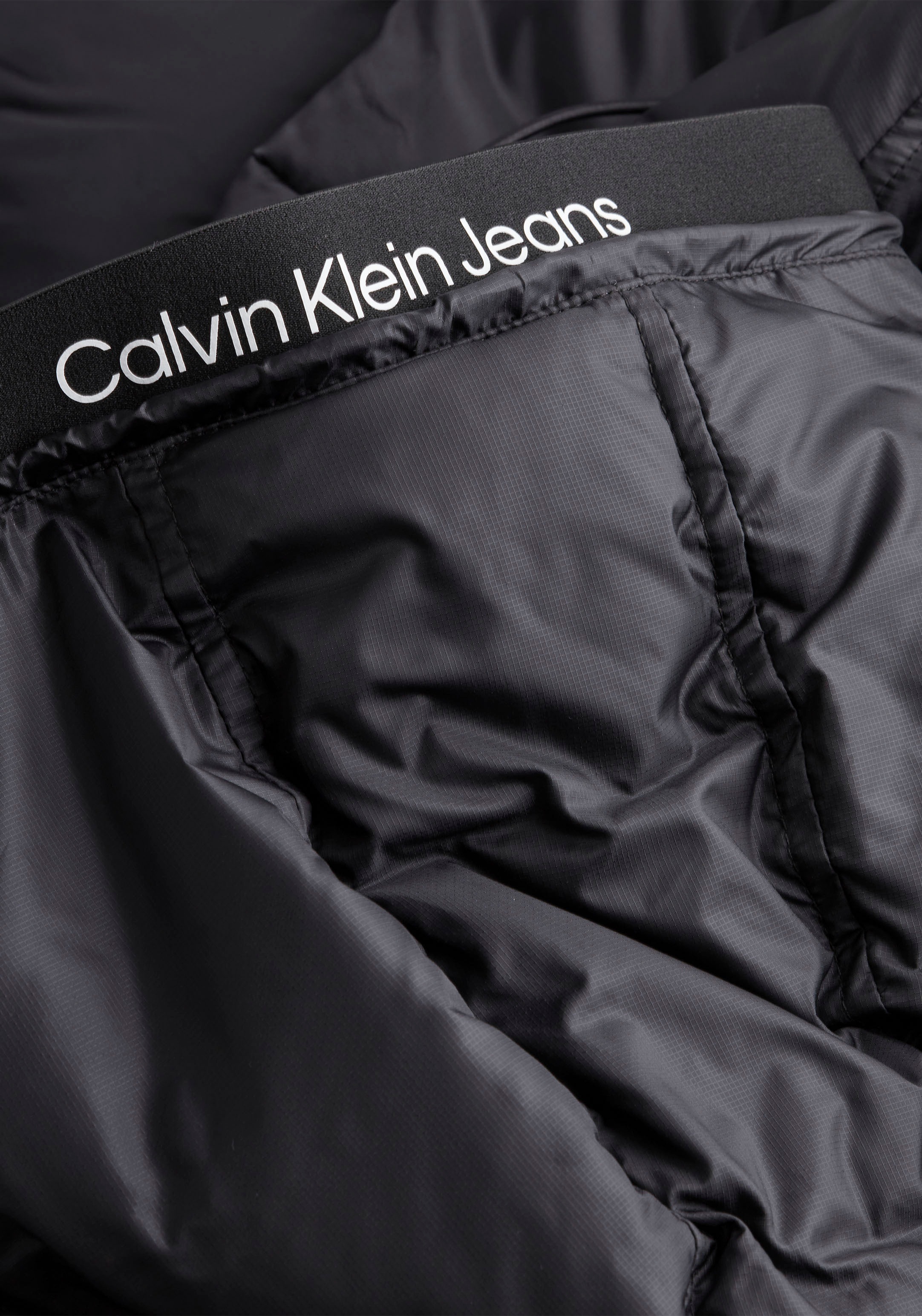 Calvin Klein Jeans Steppjacke »LOGO TAPE LW PADDED JACKET«, mit Kapuze