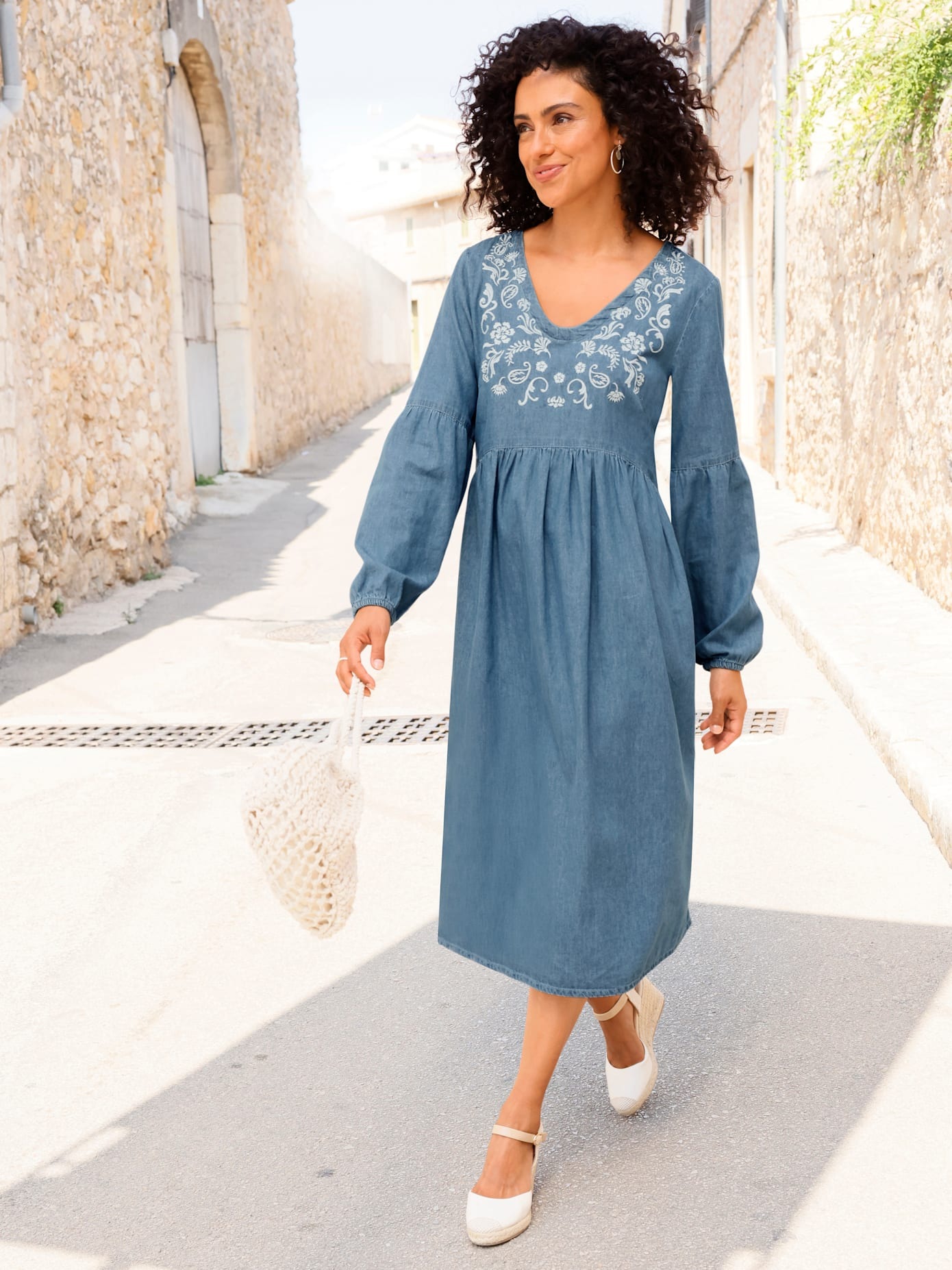 Inspirationen Jeanskleid »Jeans-Kleid«