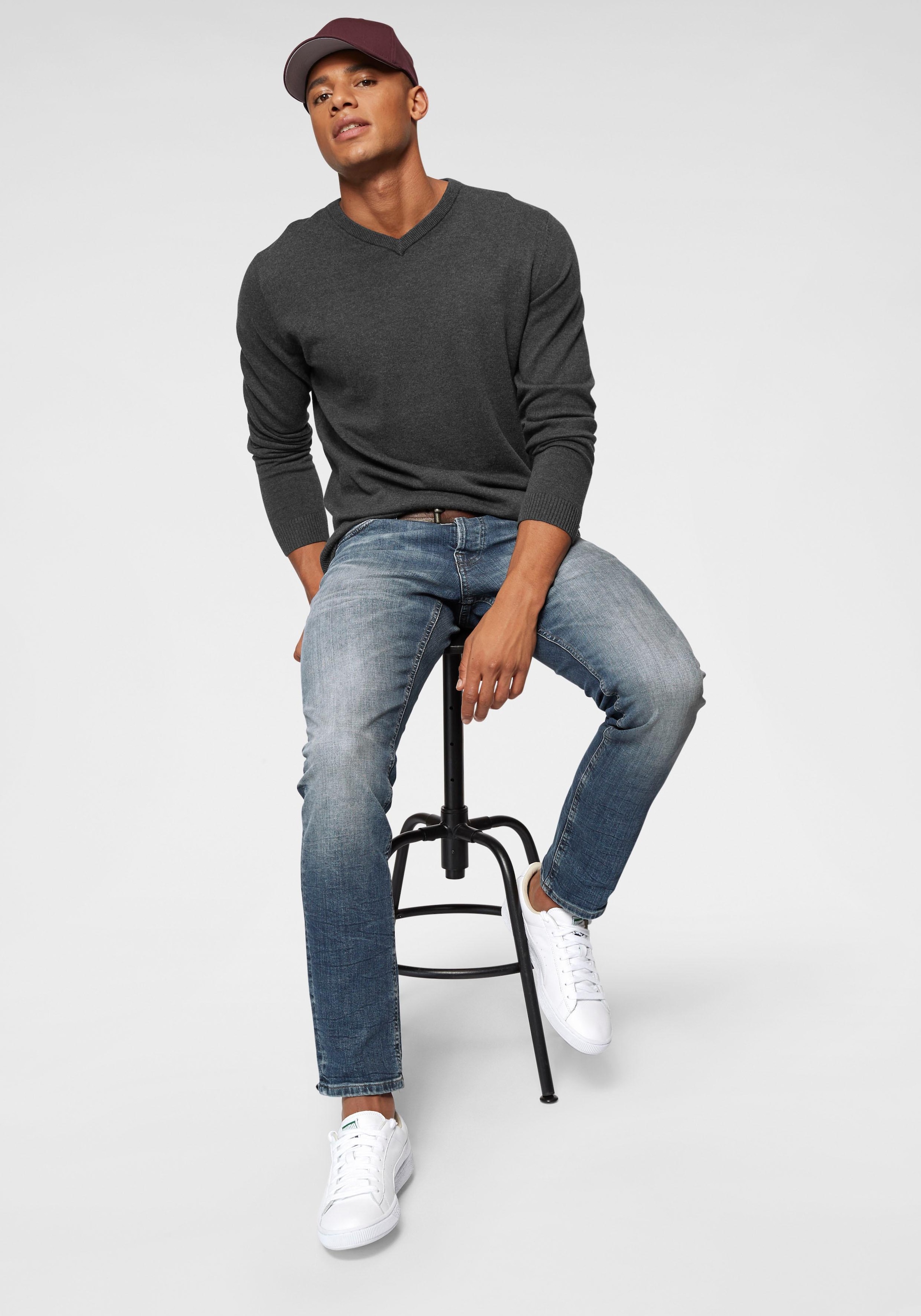 Jack & Jones V-Ausschnitt-Pullover »JJEBASIC mit V-Ausschnitt, ideal für Herbst und Alltag«, unifarben, modisch, slim fit, Baumwolle, V-Ausschnitt