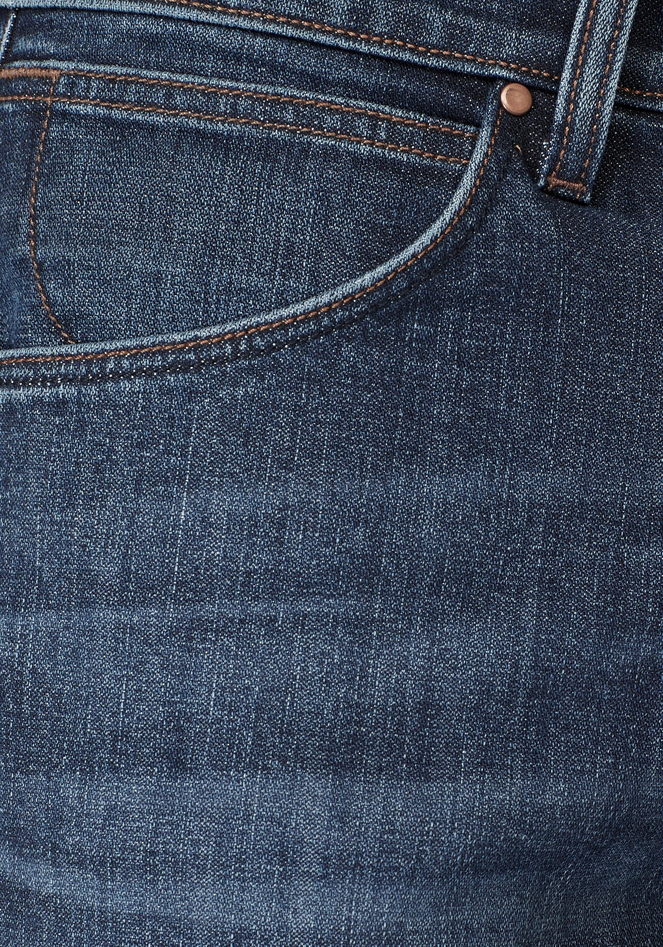 Wrangler Bootcut-Jeans »Jacksville«