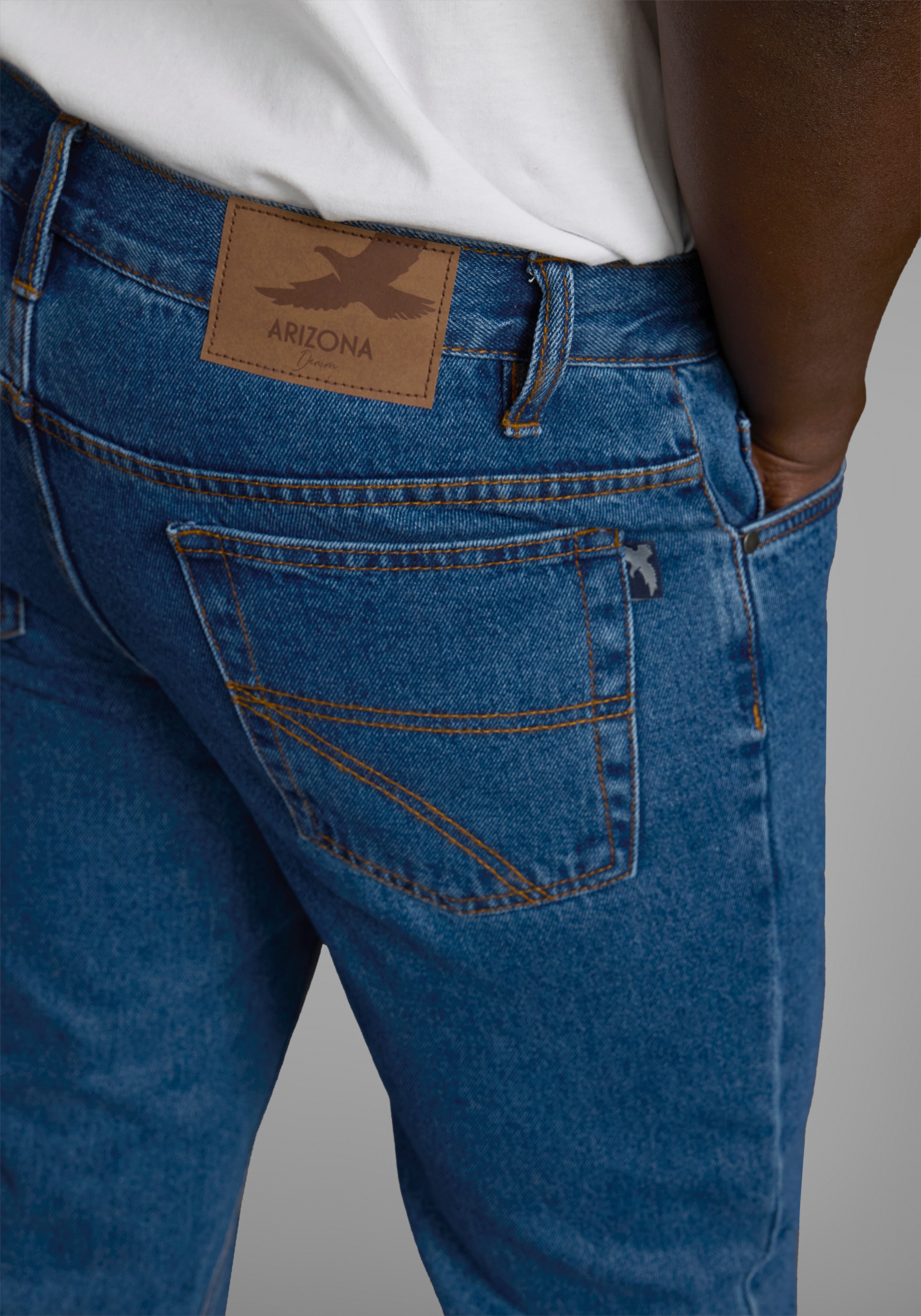 Arizona Regular-fit-Jeans »James«, regular fit, gerades Bein, Five-Pocket-Form, normale Leibhöhe
