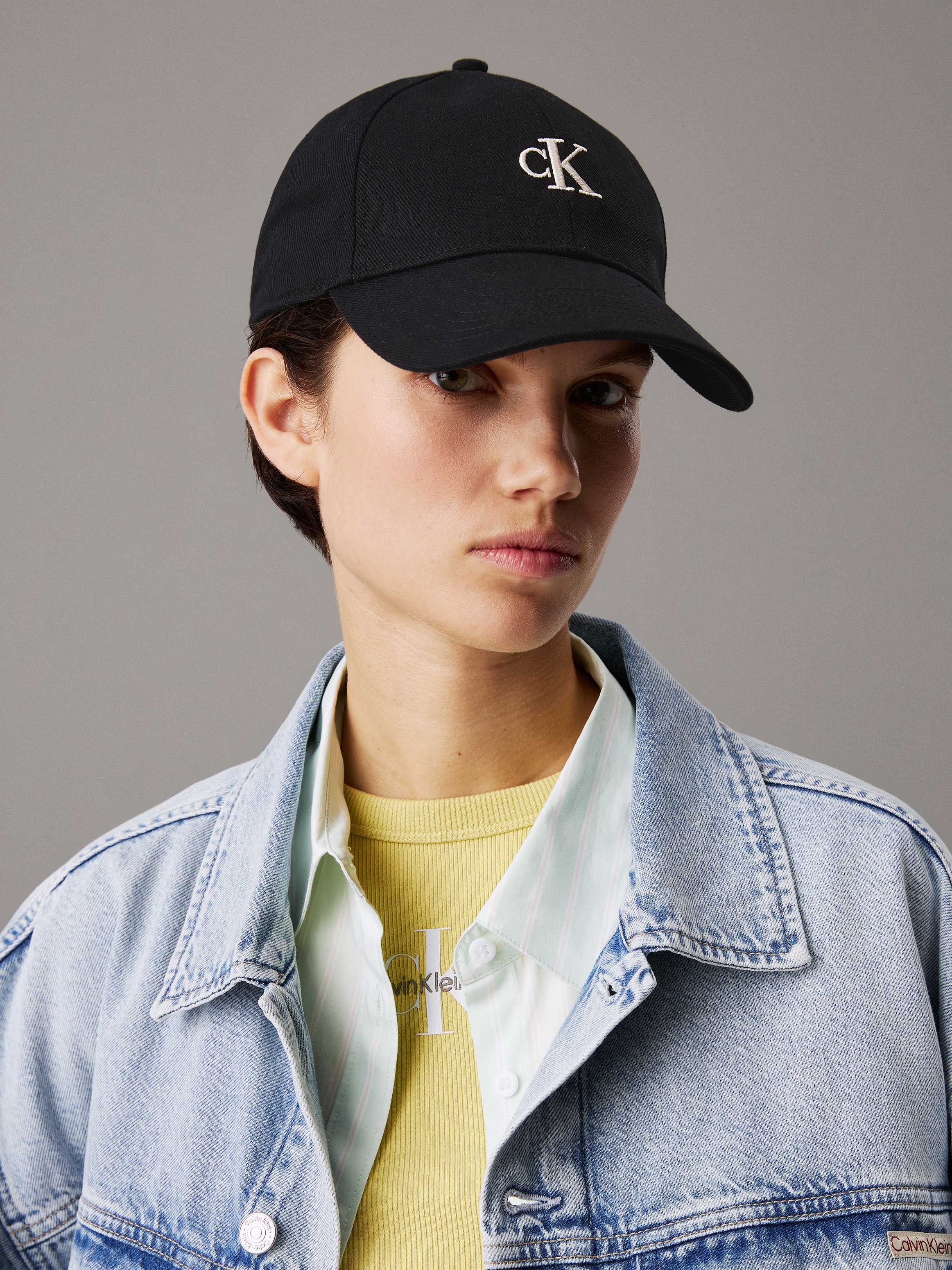 Calvin Klein Jeans Baseball Cap "EMBROIDERED MONOGRAM CAP" mit Logostickerei