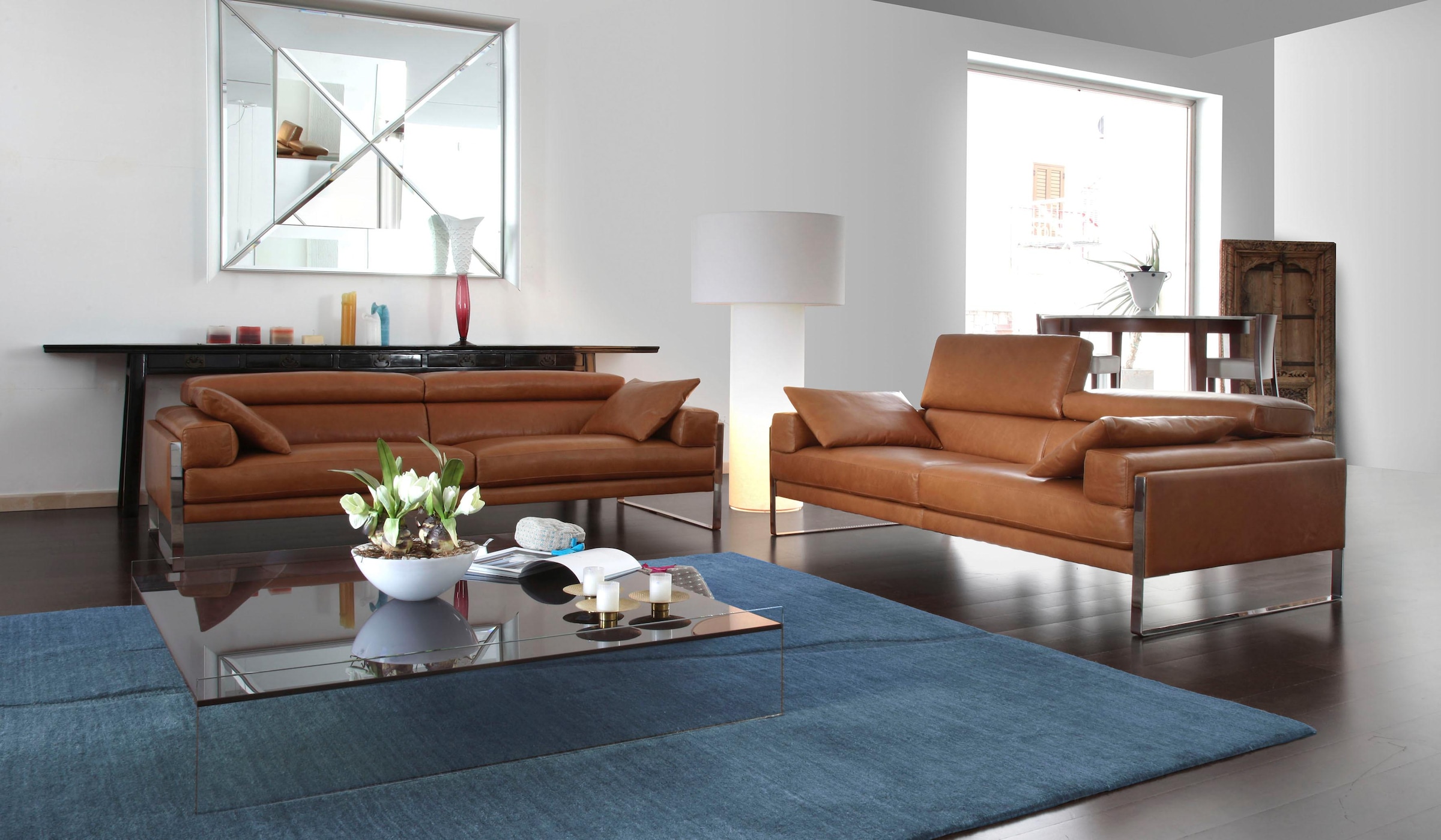CALIA ITALIA 2,5-Sitzer »Romeo, Designsofa der Extraklasse mit tollem Sitzkomfort«, Designkufenfuss und hochwertigem Lederbezug