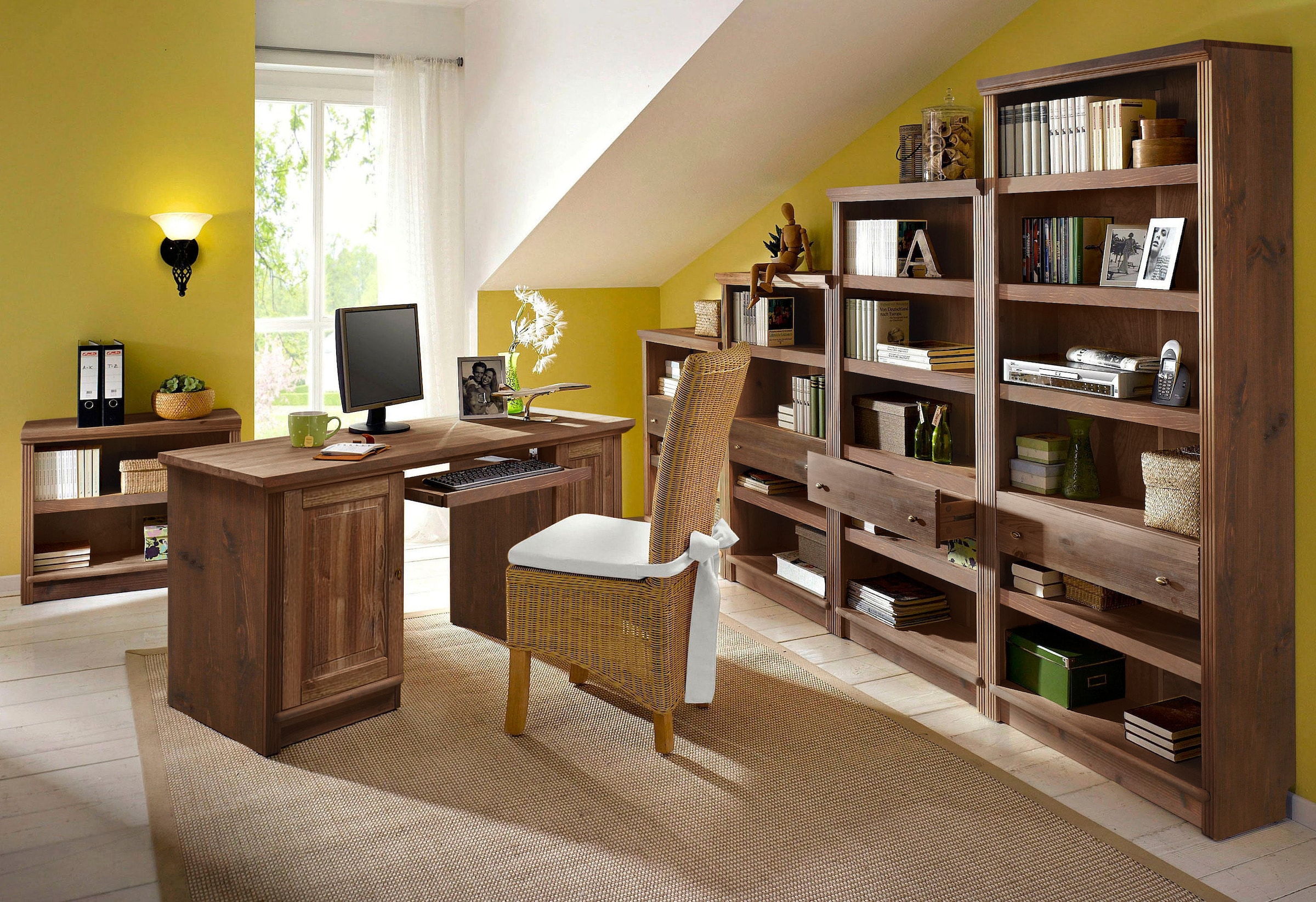 Home affaire Standregal »Soeren«, Aus massiver Kiefer, Masse (B/T/H): 80/29/67 cm