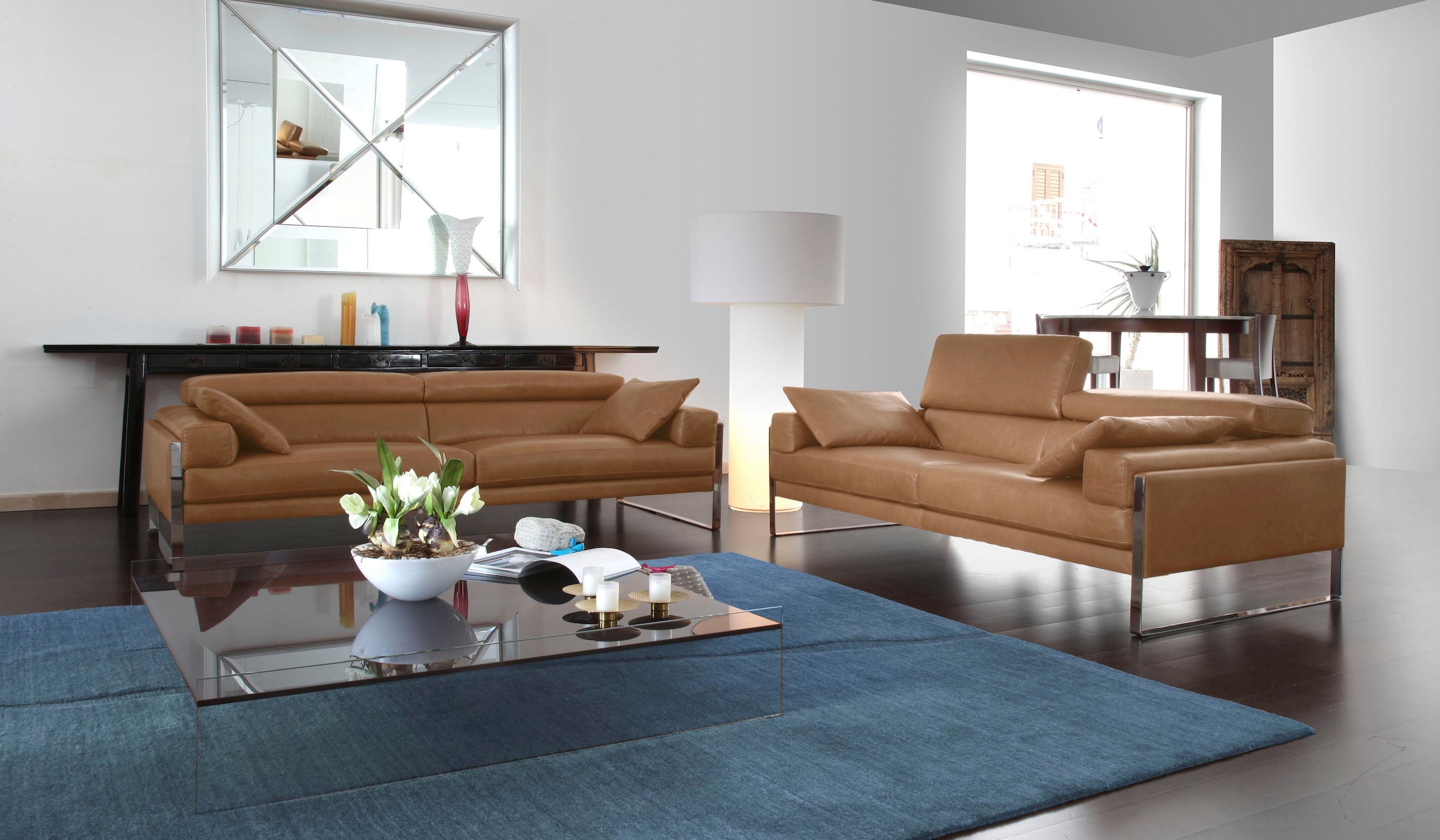 CALIA ITALIA 2-Sitzer »Romeo, Designsofa der Extraklasse mit tollem Sitzkomfort«, edle Design Kufenfüsse und edlem Lederbezug