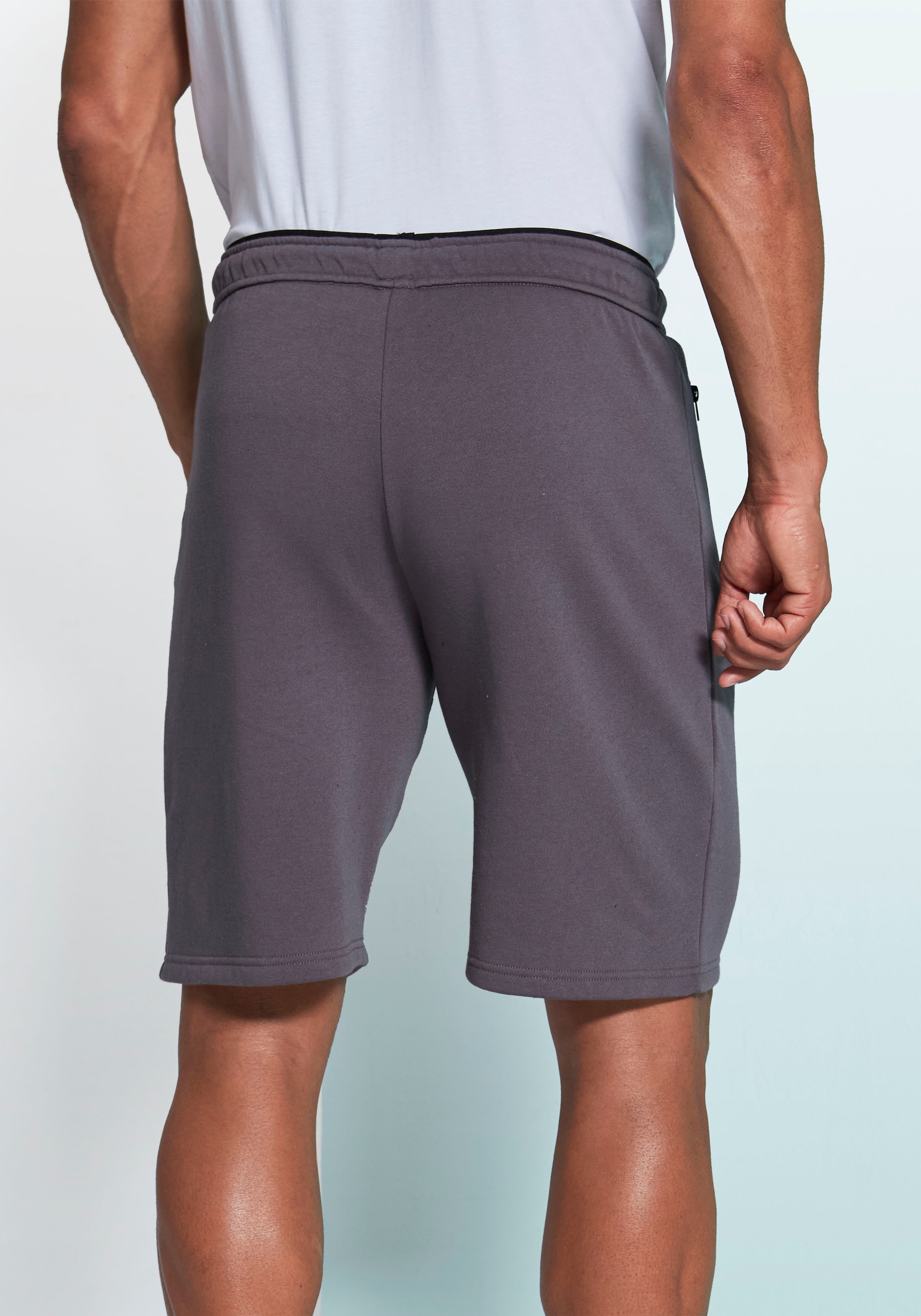 John Devin Sweatshorts, seitliche Taschen mit schwarzem Reissverschluss