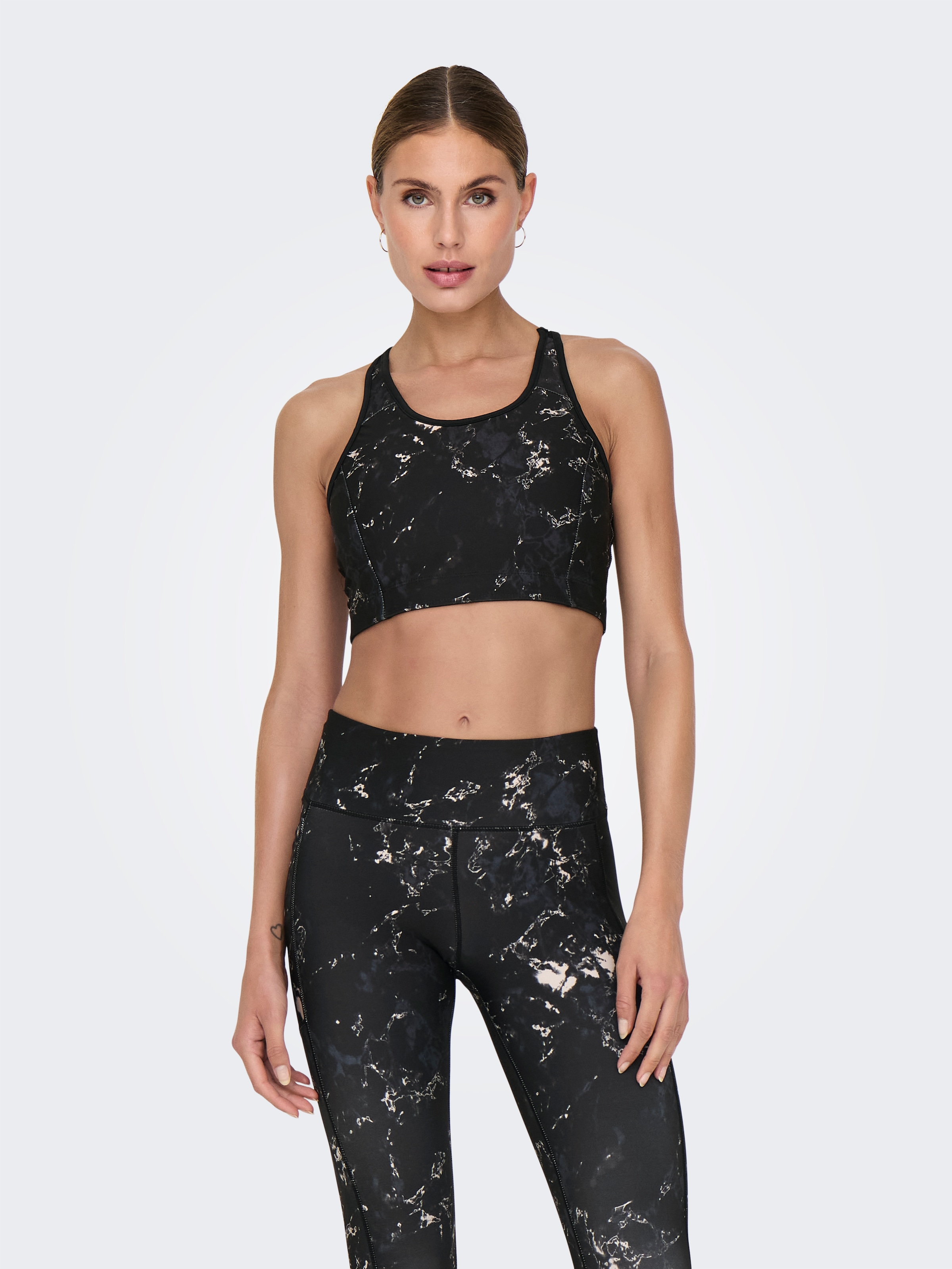 ONLY Play Sport-Bustier »ONPSPACE-2 LIFE REVERSE SPORTS BRA NOOS«, mit reflektierenden Details