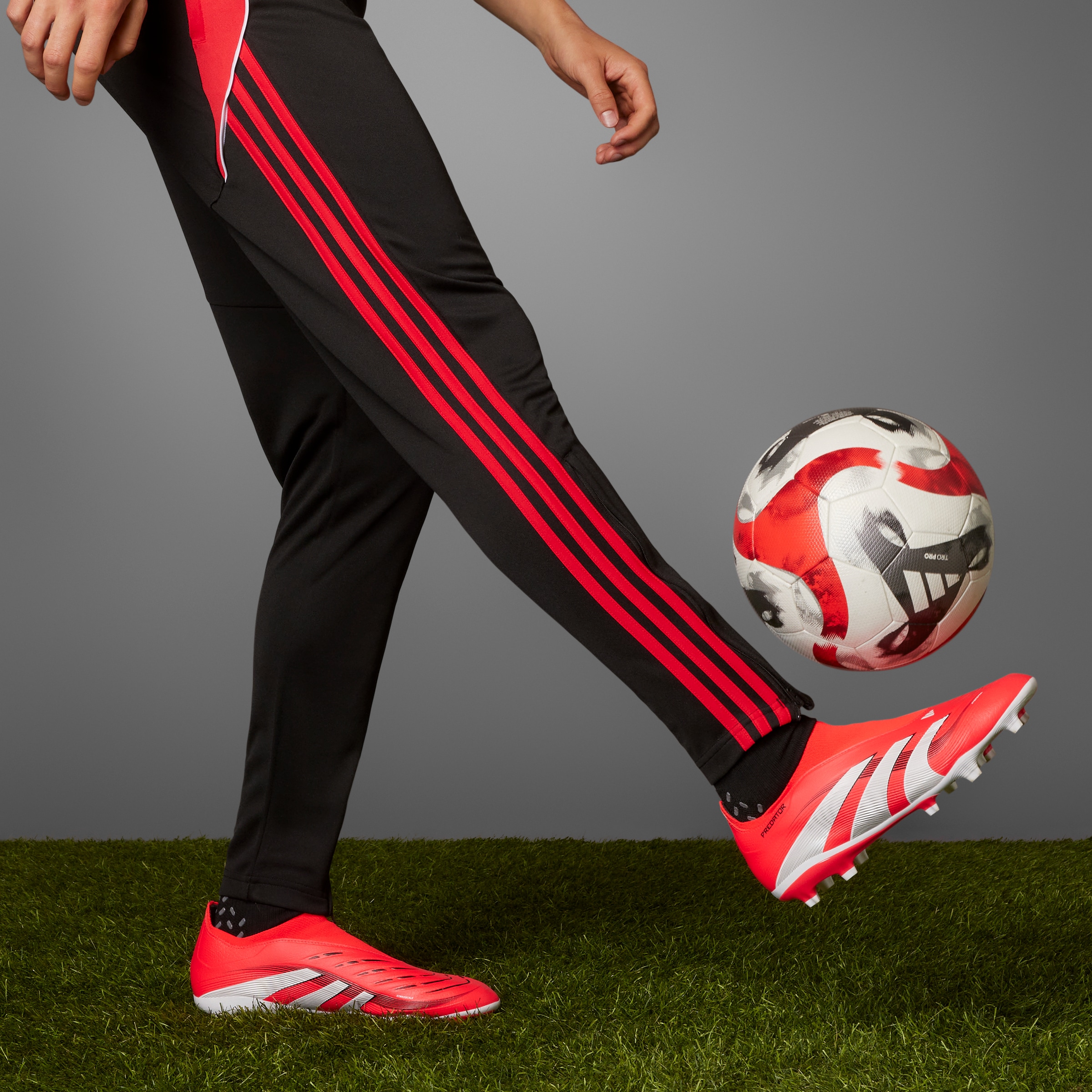 adidas Performance Fussballschuh »PREDATOR LEAGUE LACELESS FG/MG«, für Rasenplätze