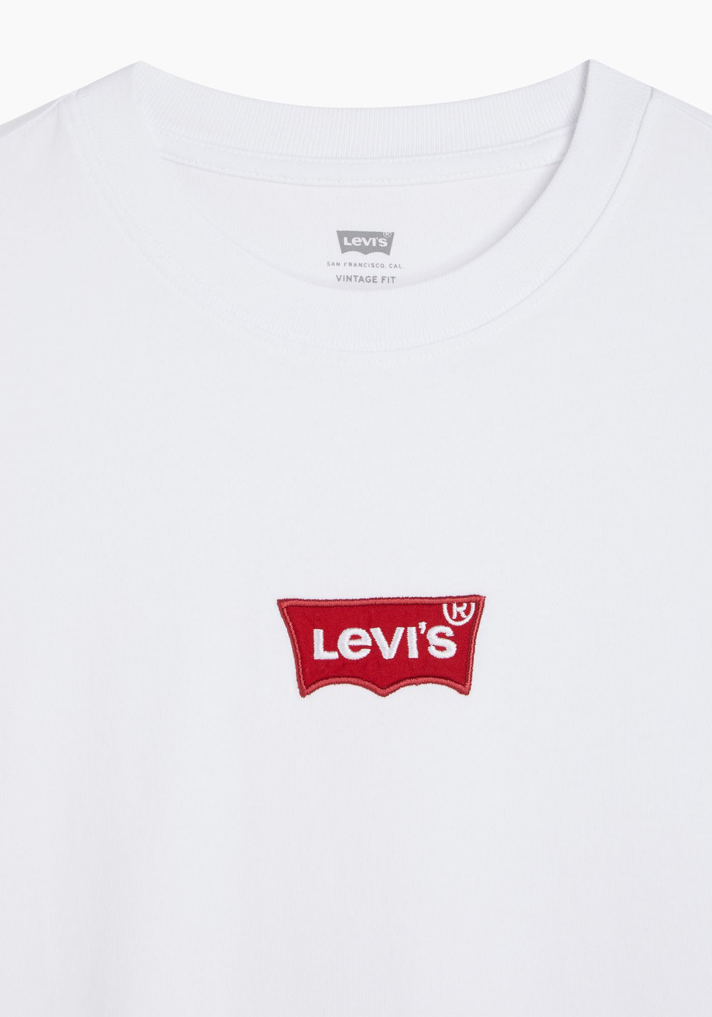 Levi's® T-Shirt »SEVINTAGE«, mit Logo-Aufnäher auf der Brust