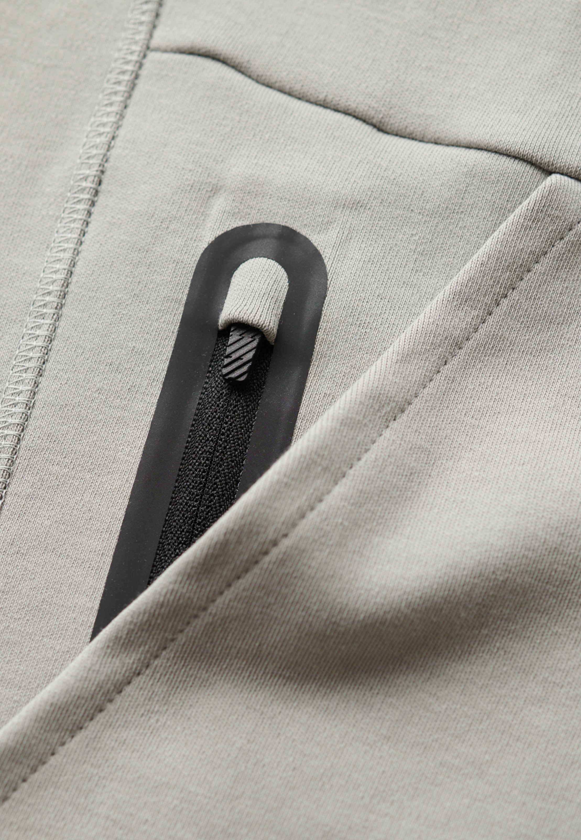 Superdry Kapuzensweatshirt »TECH LOGO HOOD«