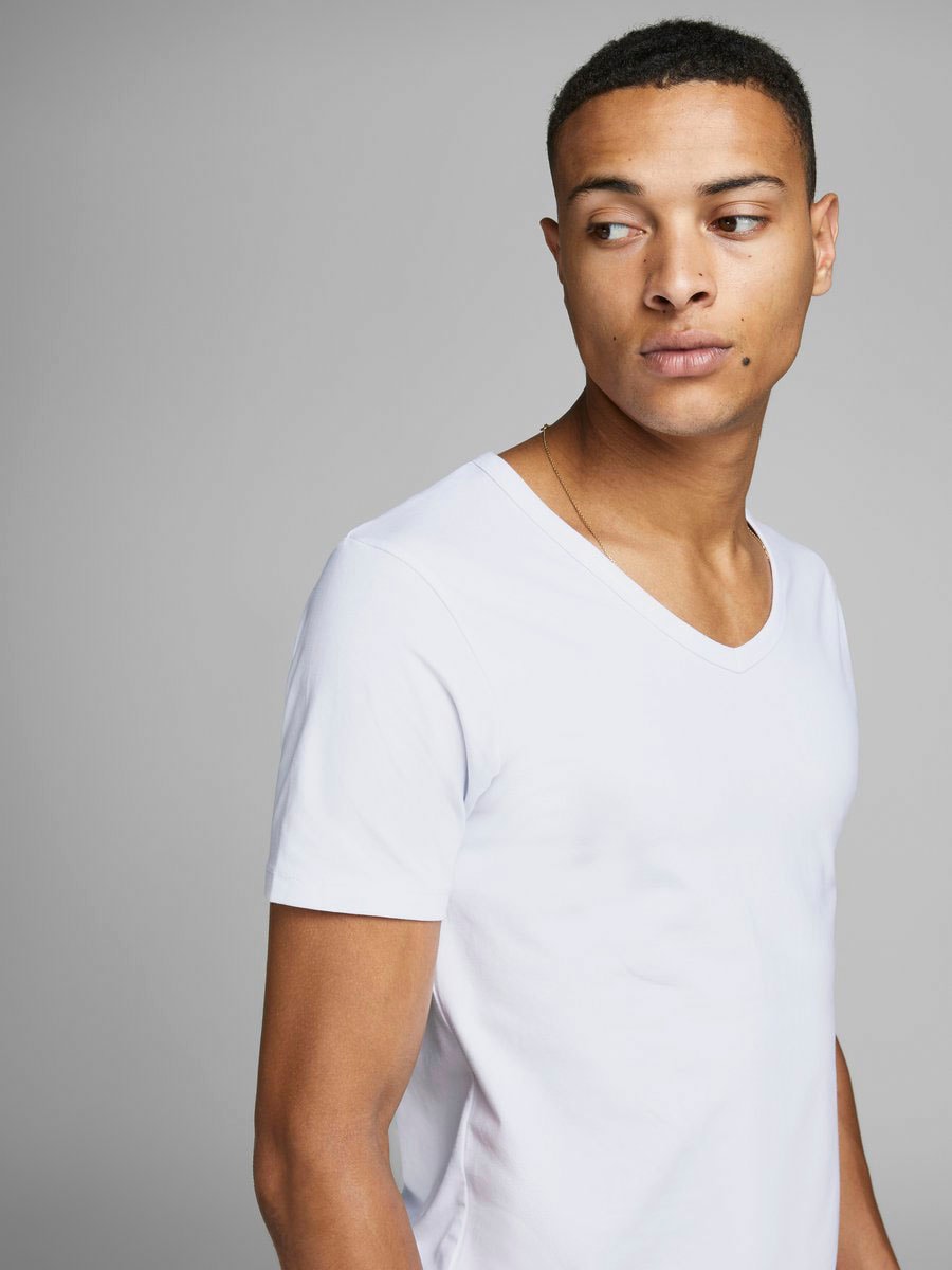 Jack & Jones T-Shirt »SLIM- FIT BASIC TEE V-NECK«, mit V-Ausschnitt