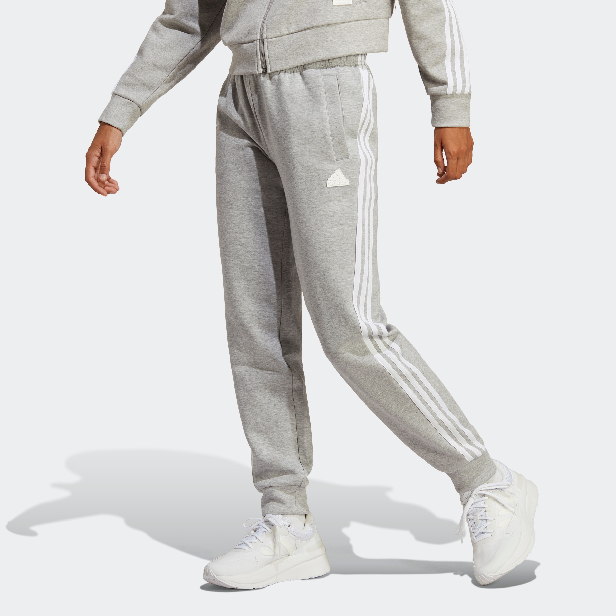 adidas Sportswear Sporthose »FUTURE ICONS 3STREIFEN REGULAR HOSE«, (1 tlg.)  online kaufen bei Jelmoli-Versand Schweiz