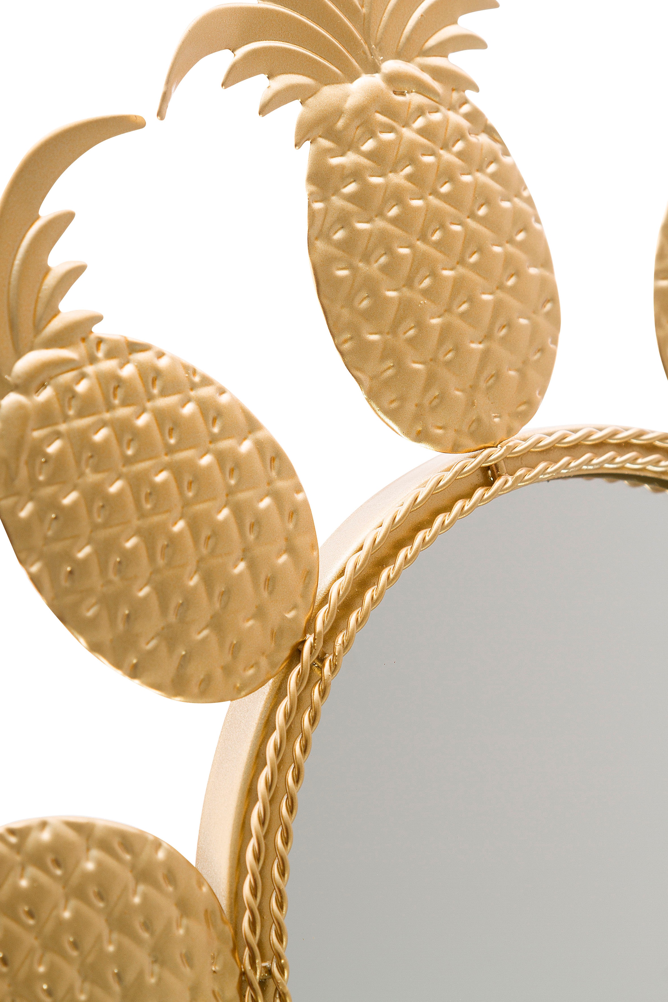 Myflair Möbel & Accessoires Dekospiegel »Annama«, (1 St.), Wandspiegel, goldfarben, Landhaus, rund, Rahmen aus Metall, Blütenform