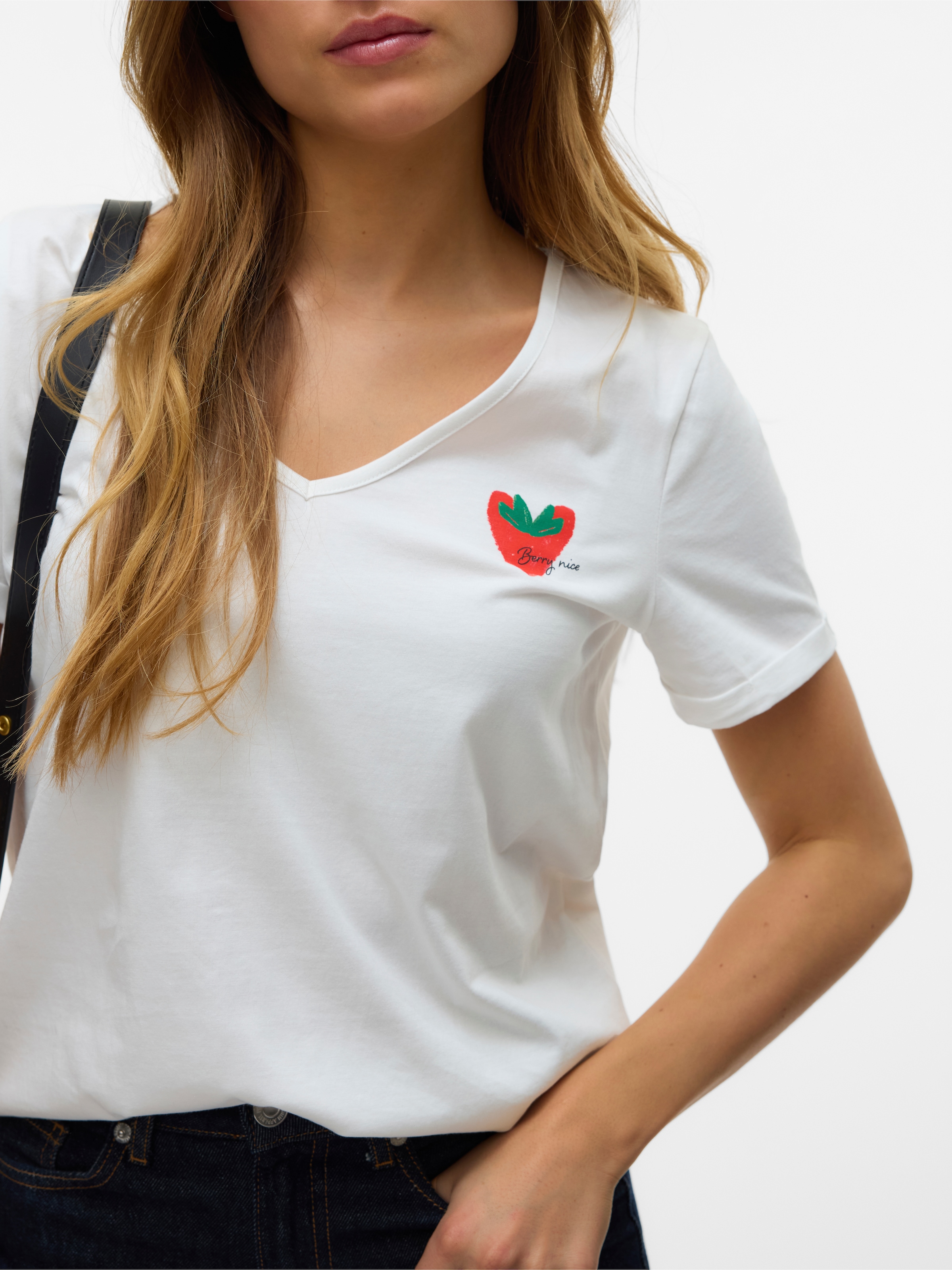Vero Moda Kurzarmshirt »VMBITONA S/S V-NECK T-SHIRT JRS BTQ GA«